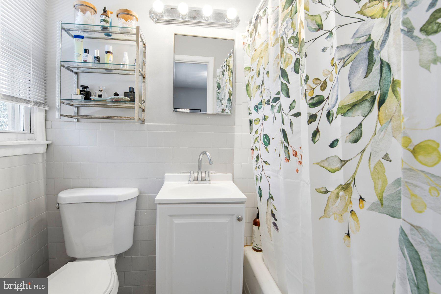 CAMPUS HILLS - Residential