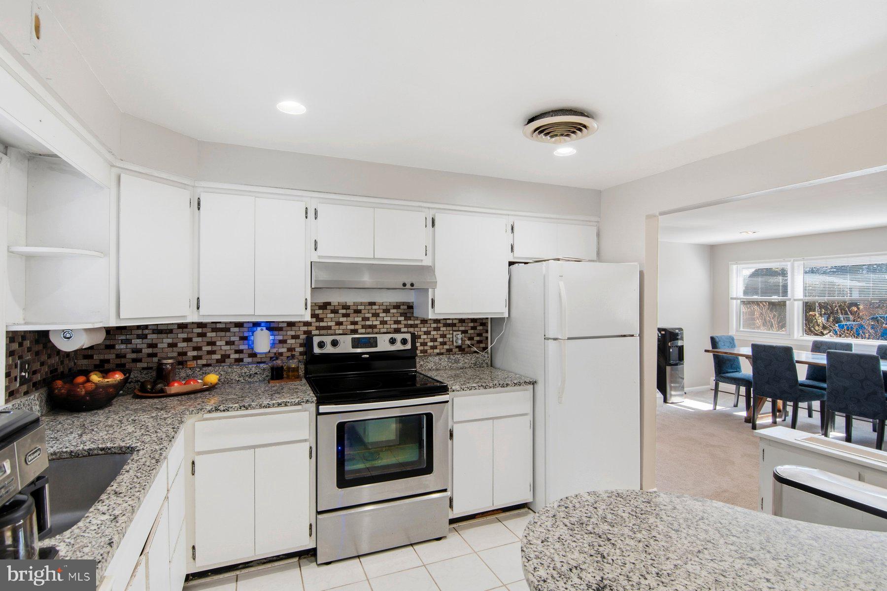 CAMPUS HILLS - Residential