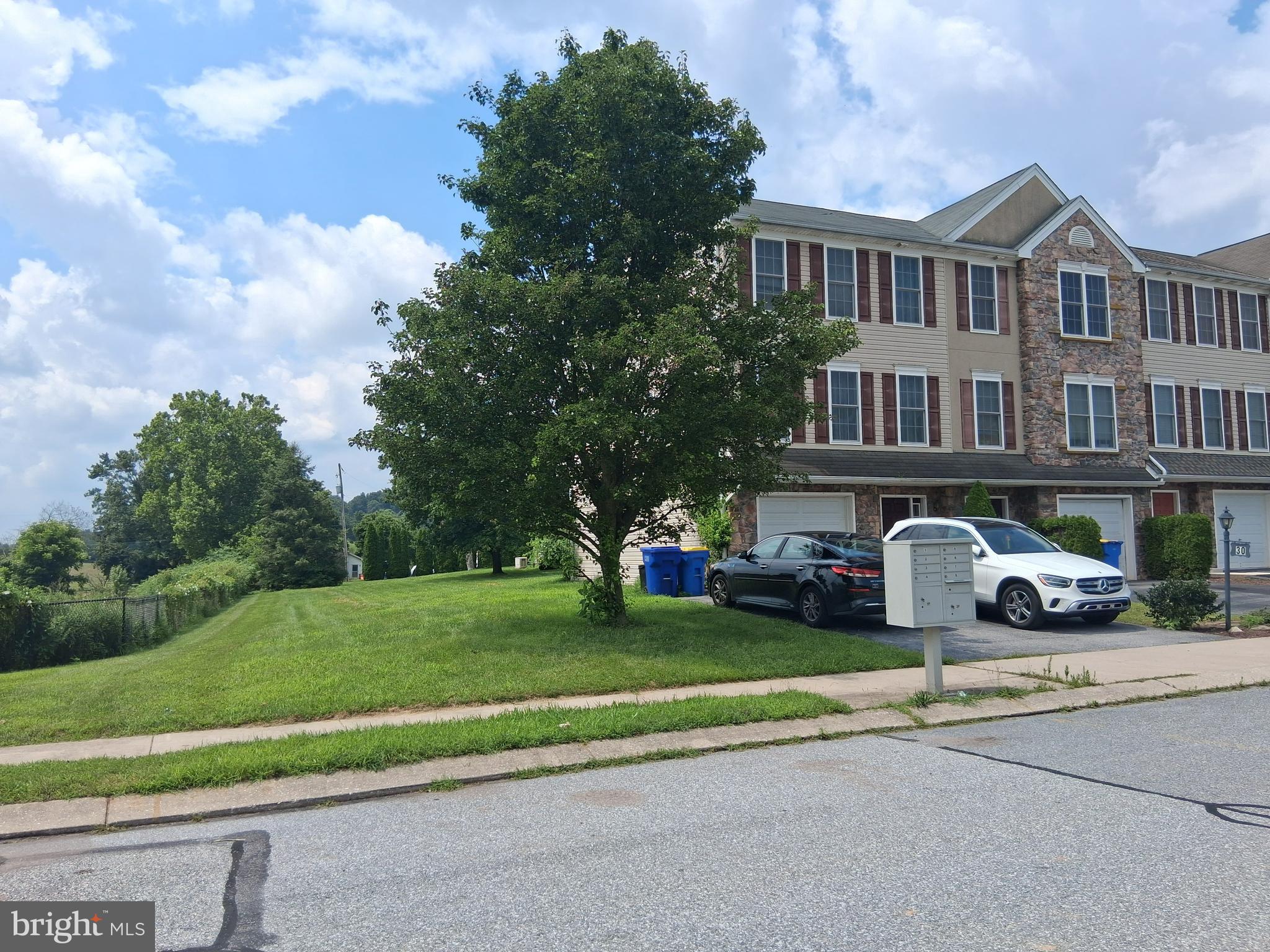 34 TAYLOR DRIVE