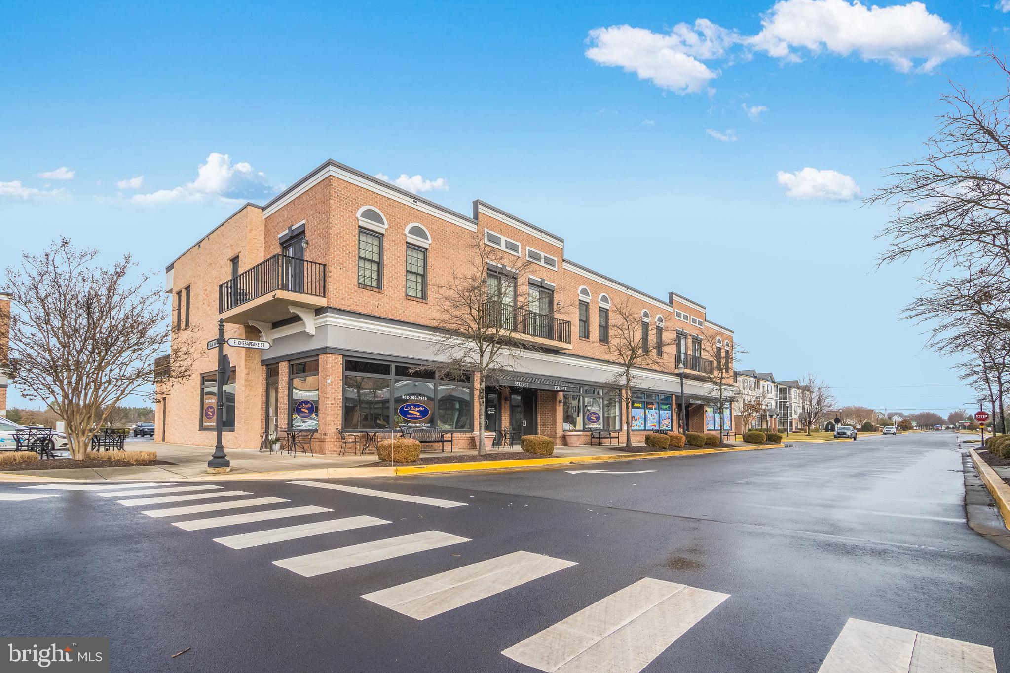 VILLAGES OF FIVE POINTS-EAST - Residential