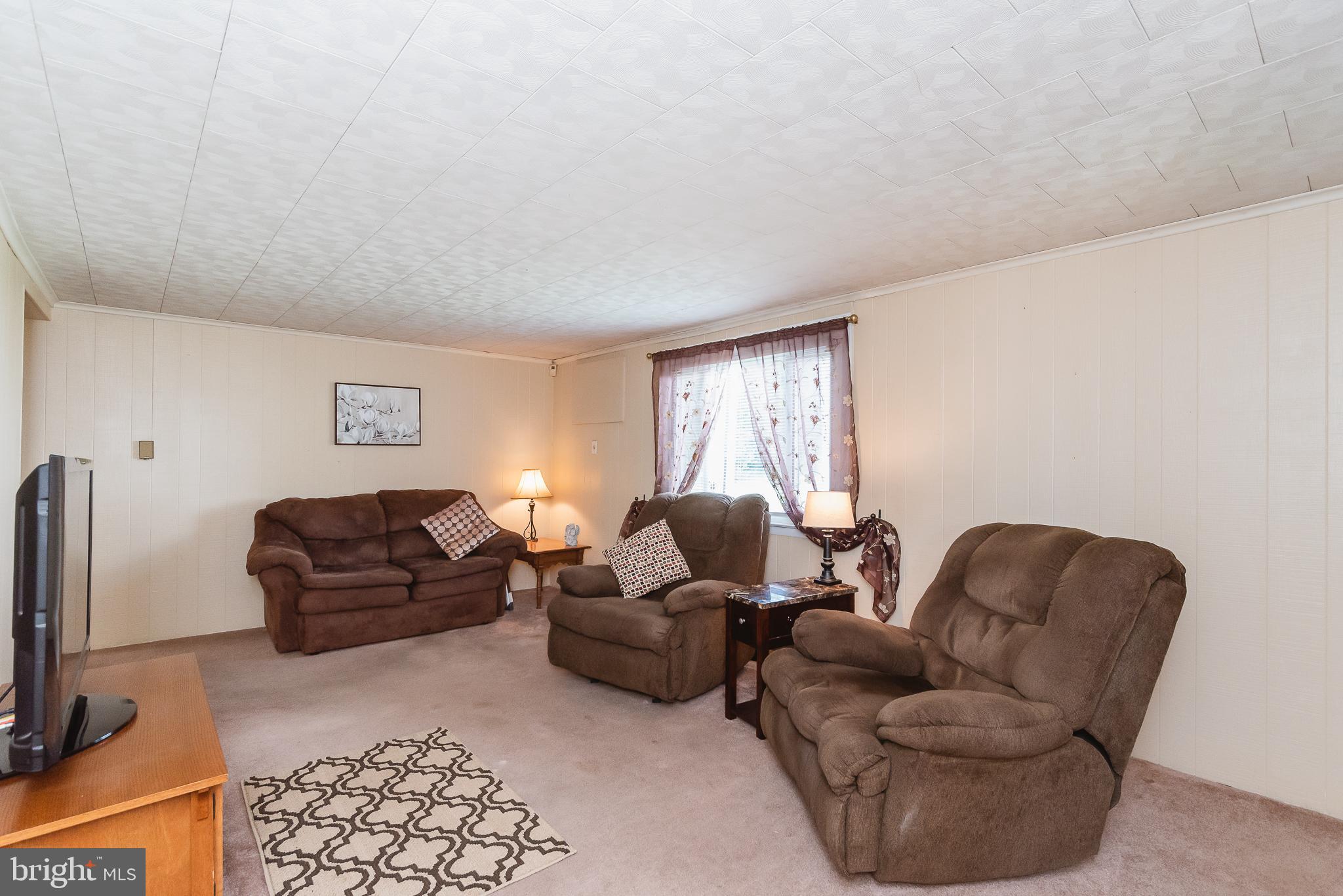 HILLSIDE - Residential