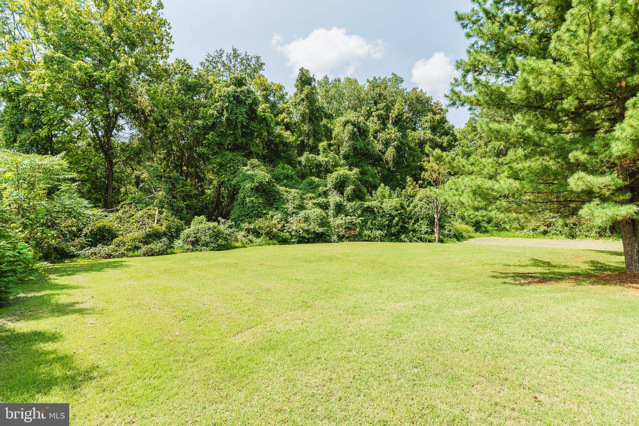 HILLSIDE - Residential