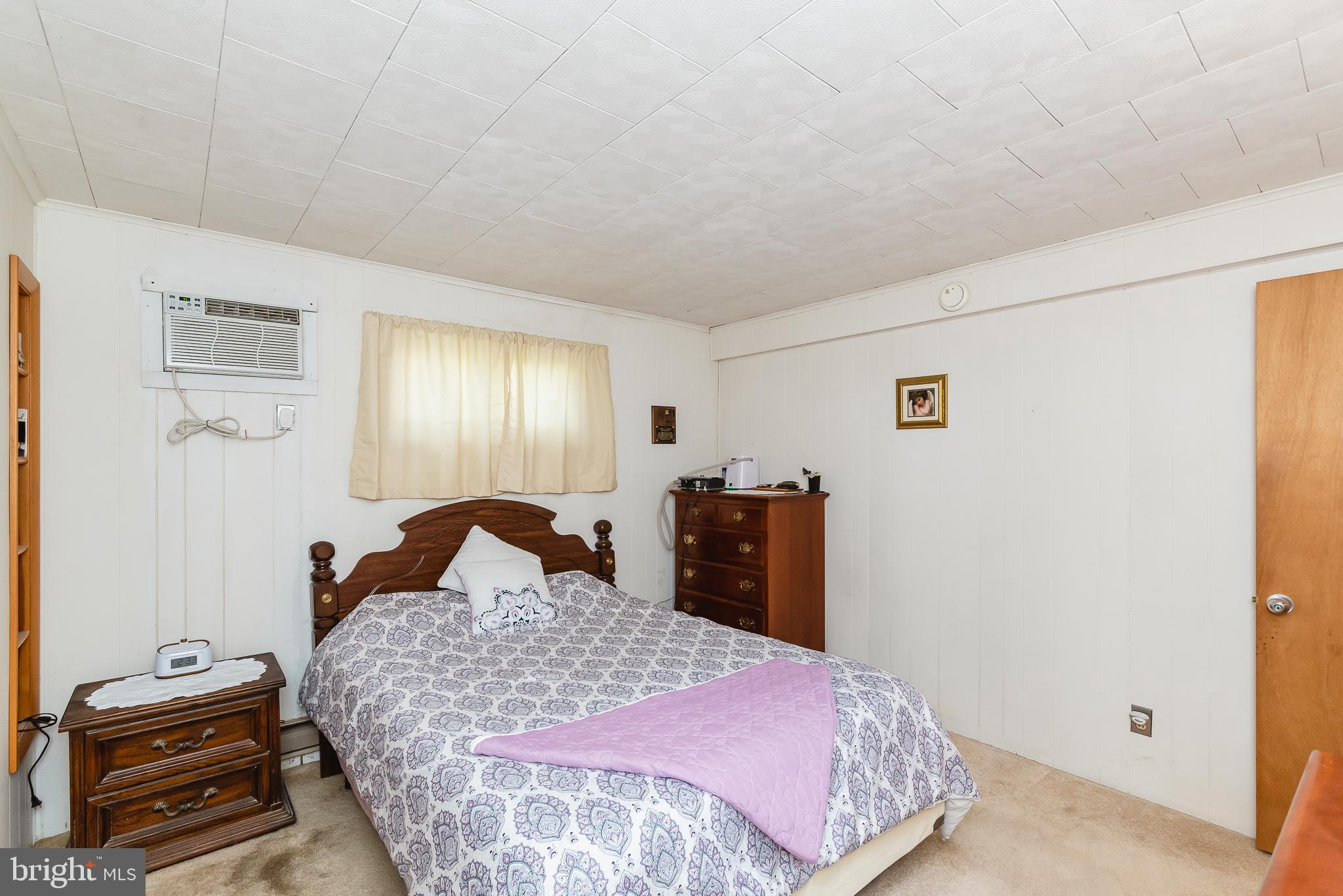 HILLSIDE - Residential