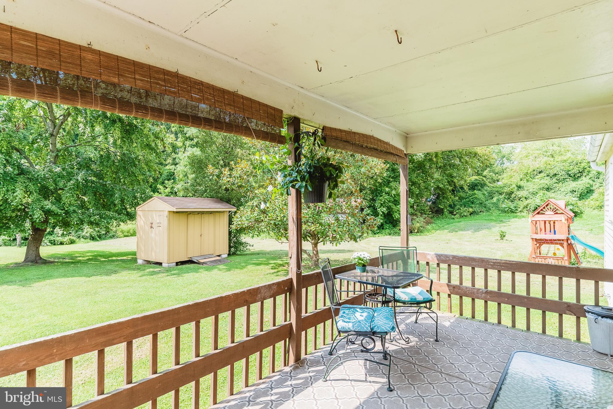 HILLSIDE - Residential