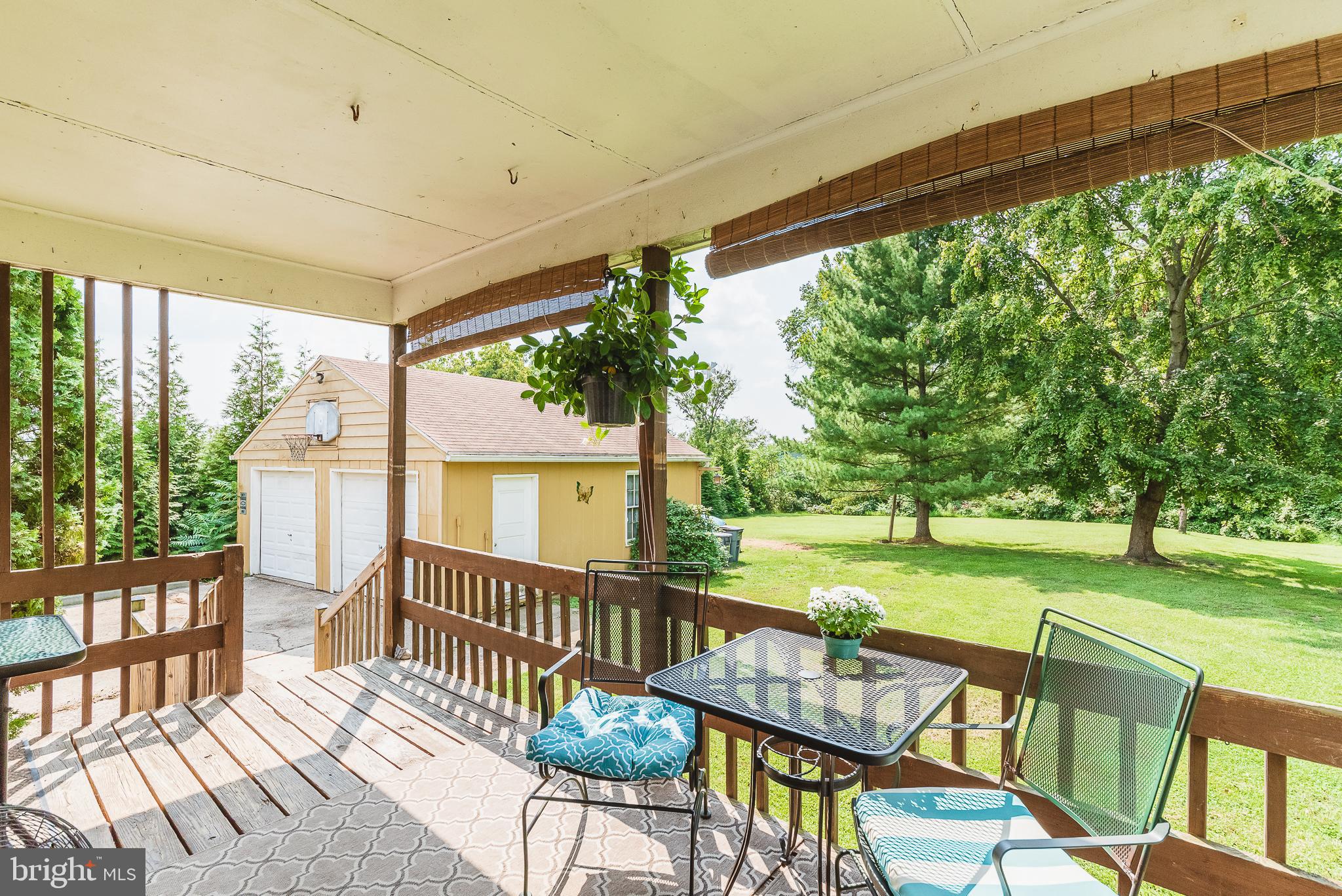 HILLSIDE - Residential