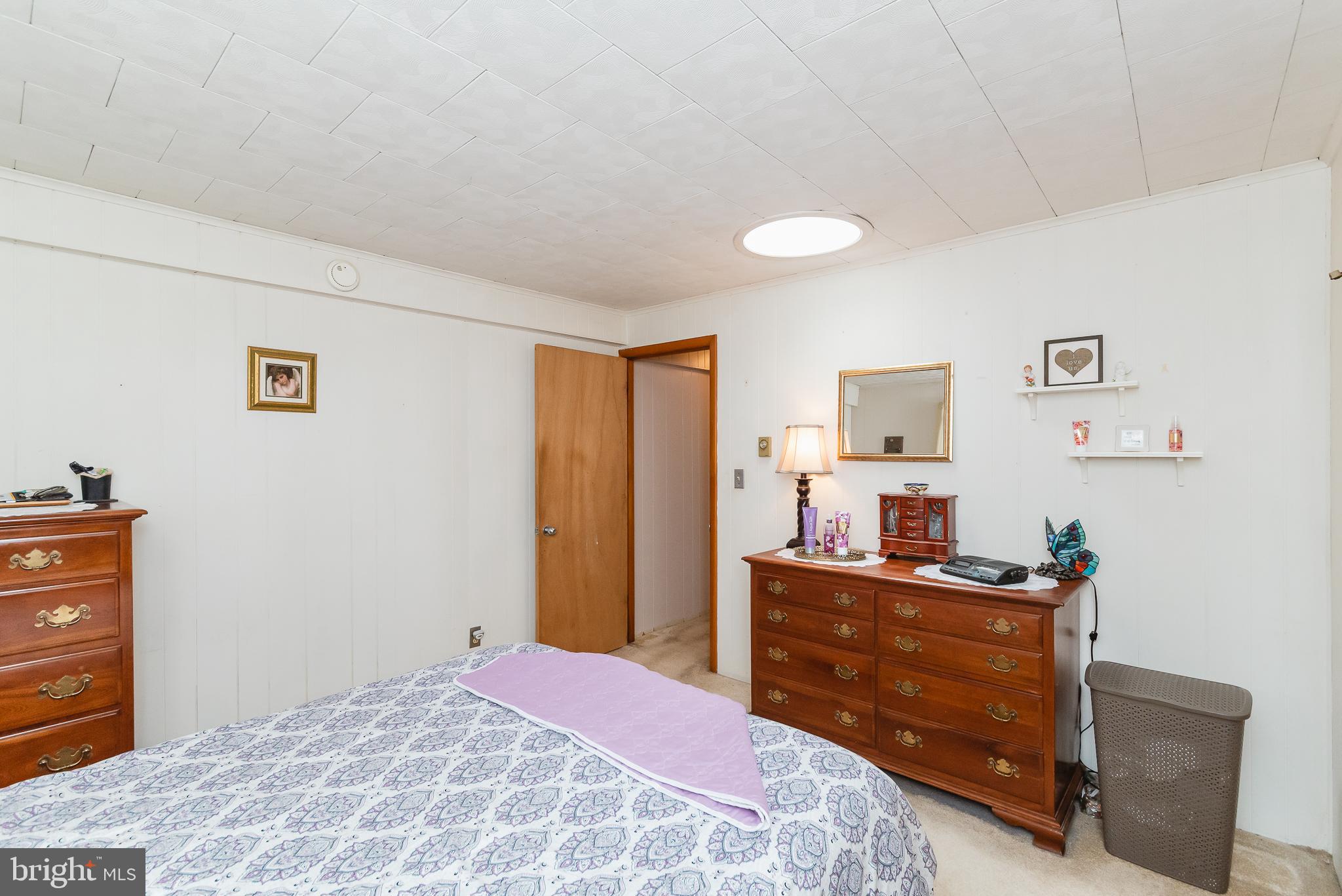 HILLSIDE - Residential