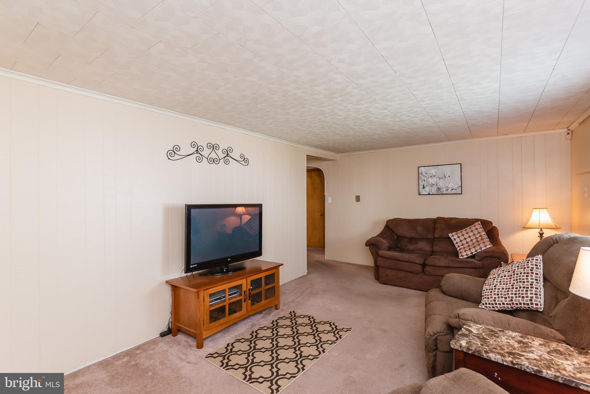 HILLSIDE - Residential