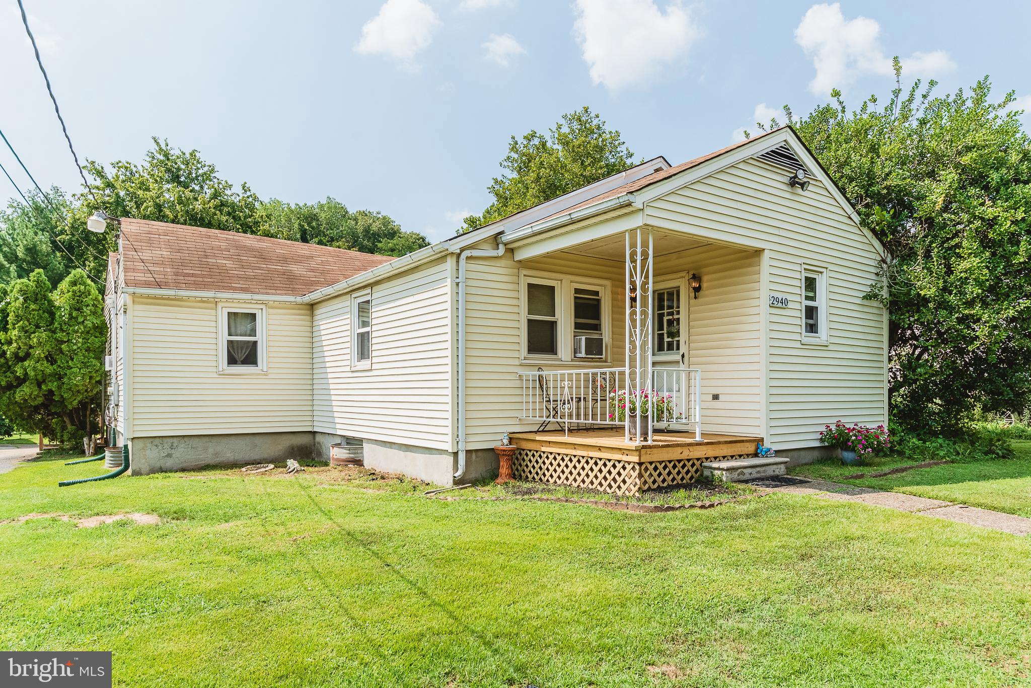 HILLSIDE - Residential