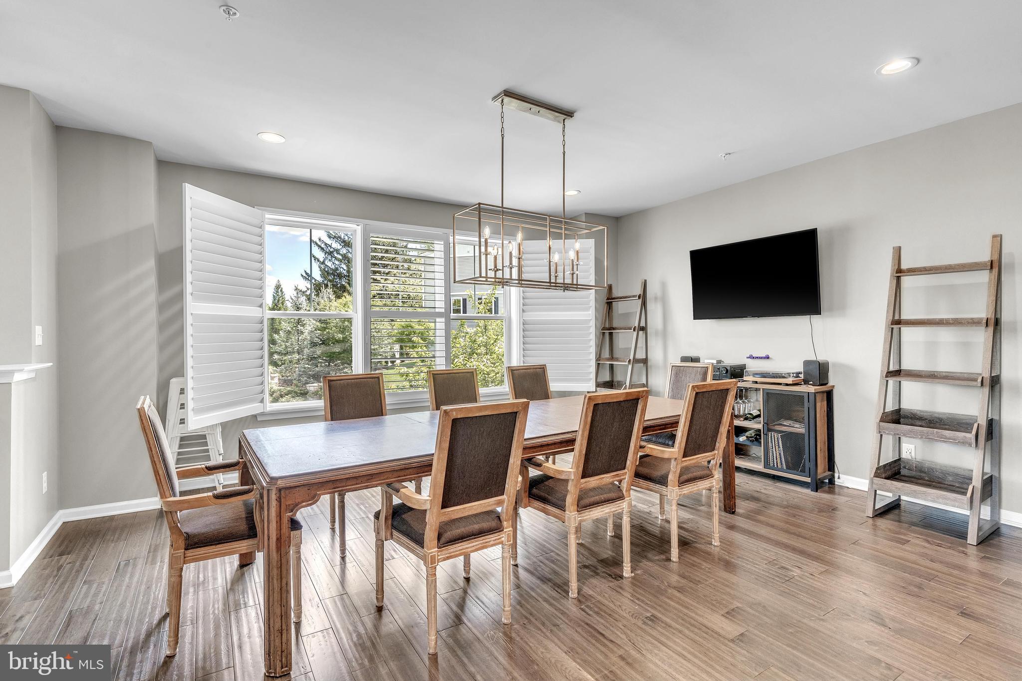 RESERVE WEST GOSHEN - Residential