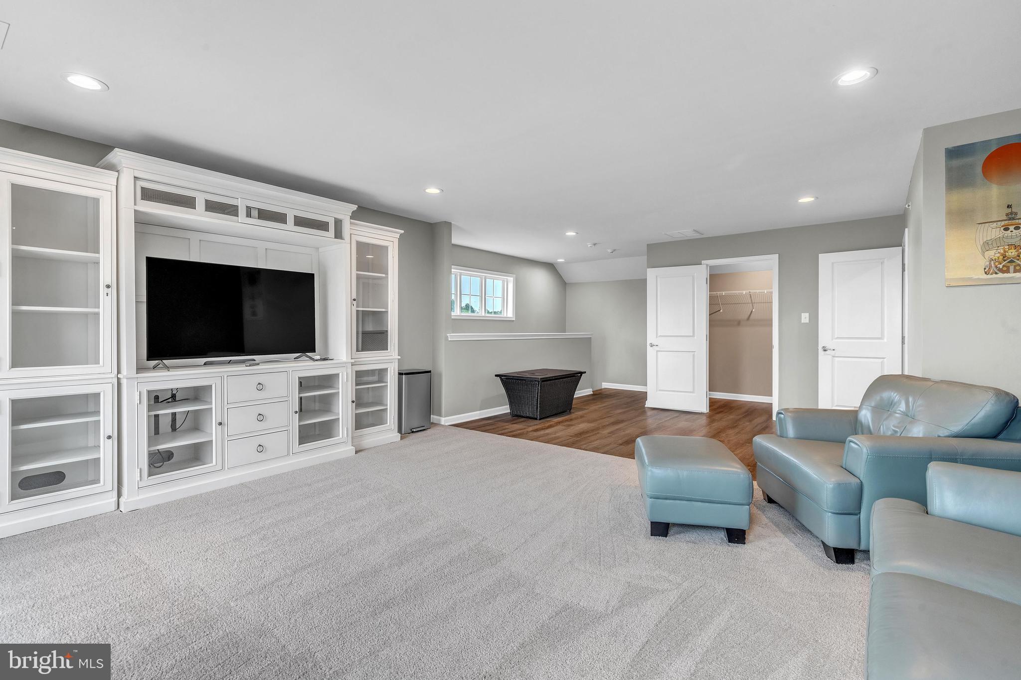 RESERVE WEST GOSHEN - Residential