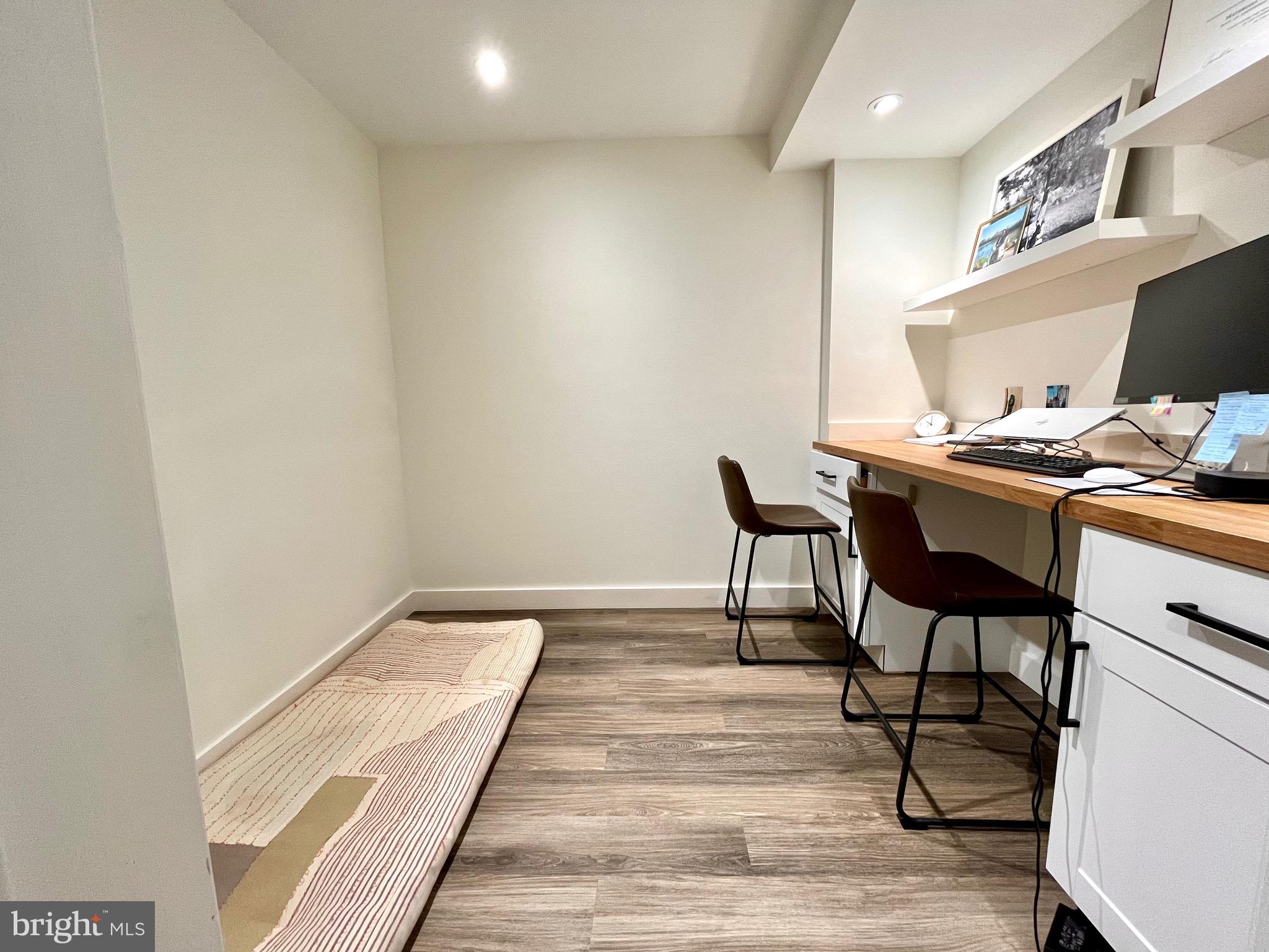 MONTCLAIR - Residential Lease