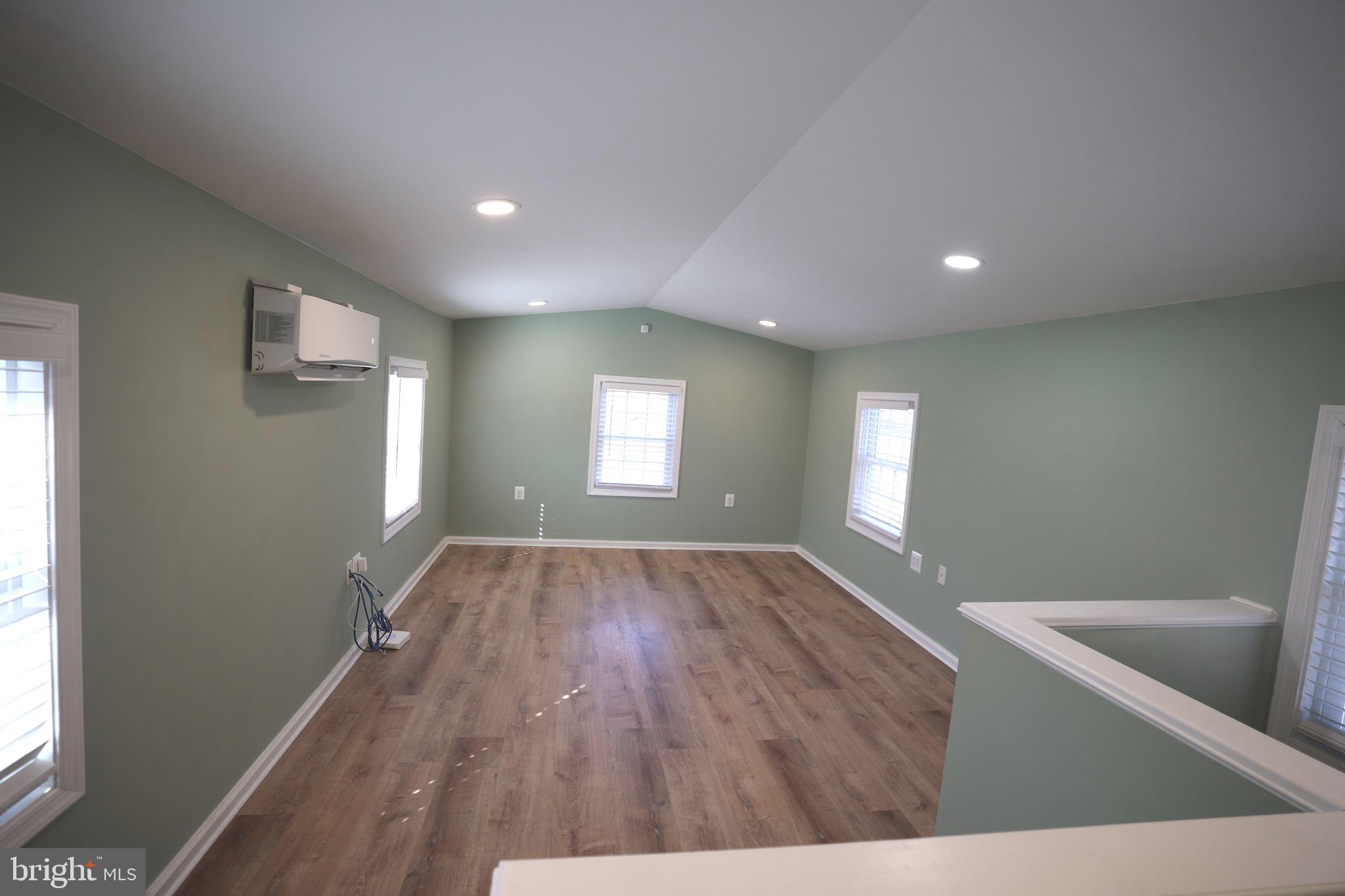 ROSSINI PROPERTY - Residential Lease