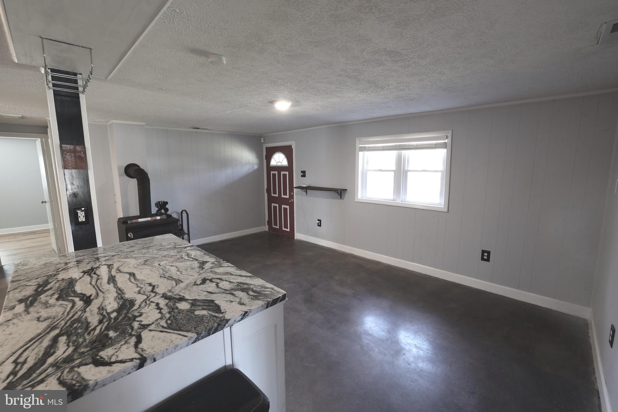 ROSSINI PROPERTY - Residential Lease