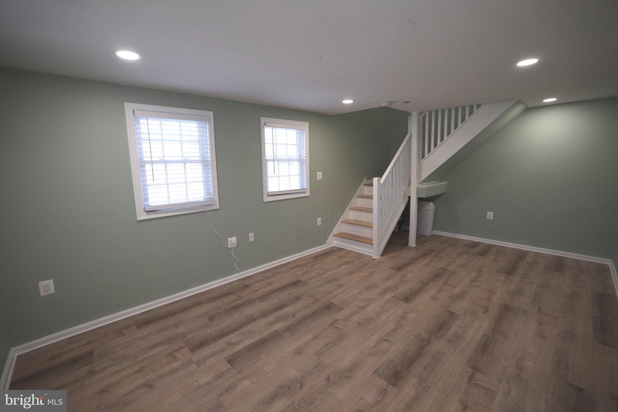 ROSSINI PROPERTY - Residential Lease