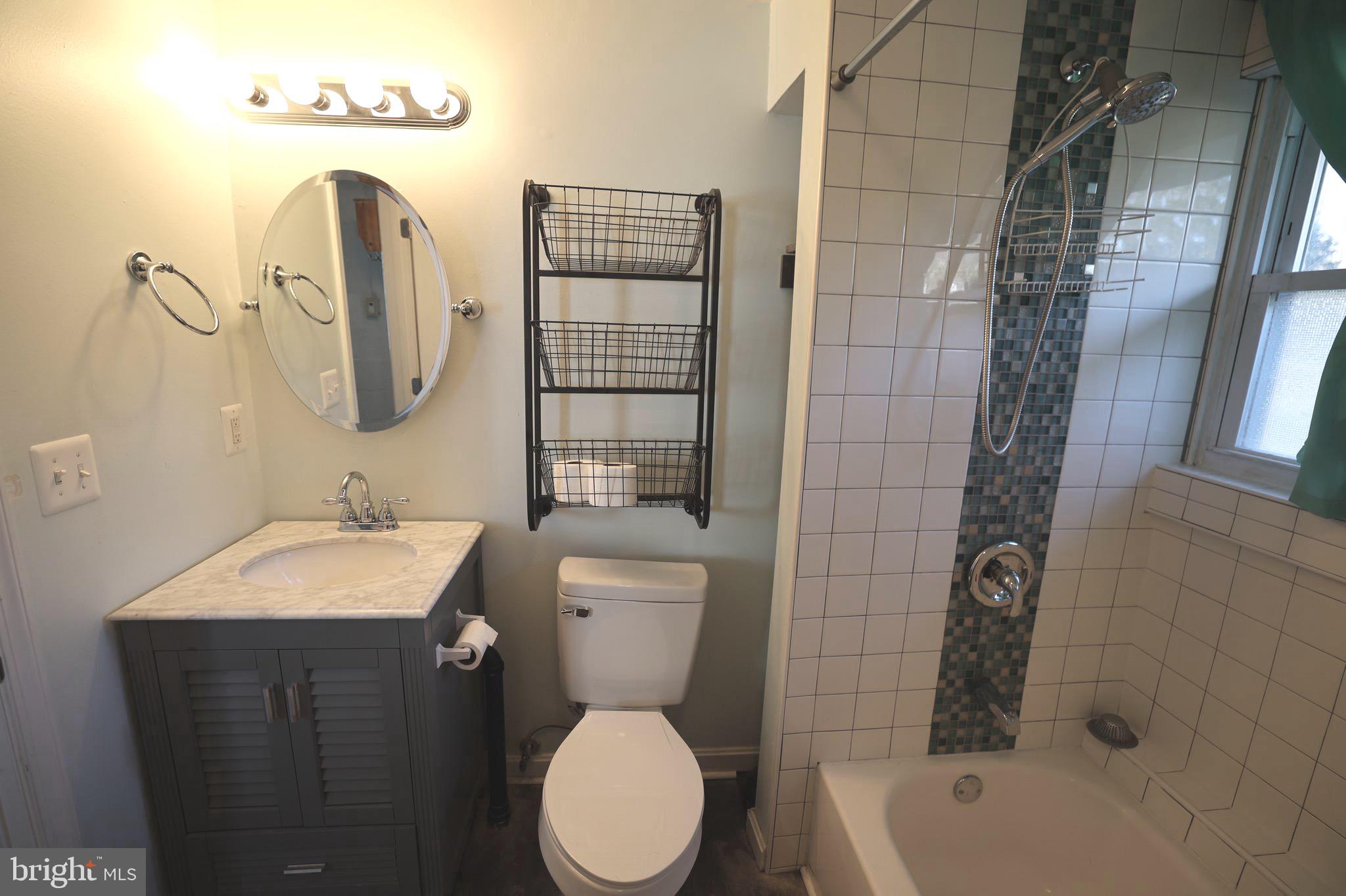 ROSSINI PROPERTY - Residential Lease