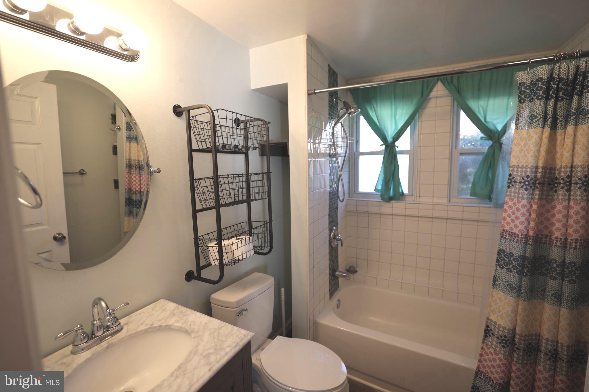 ROSSINI PROPERTY - Residential Lease