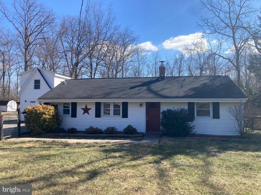 Single Family main level living 3 bedroom  2 Full bath home on 3 acre with detached 2 story office space.  Additional RV garage and storage shed.