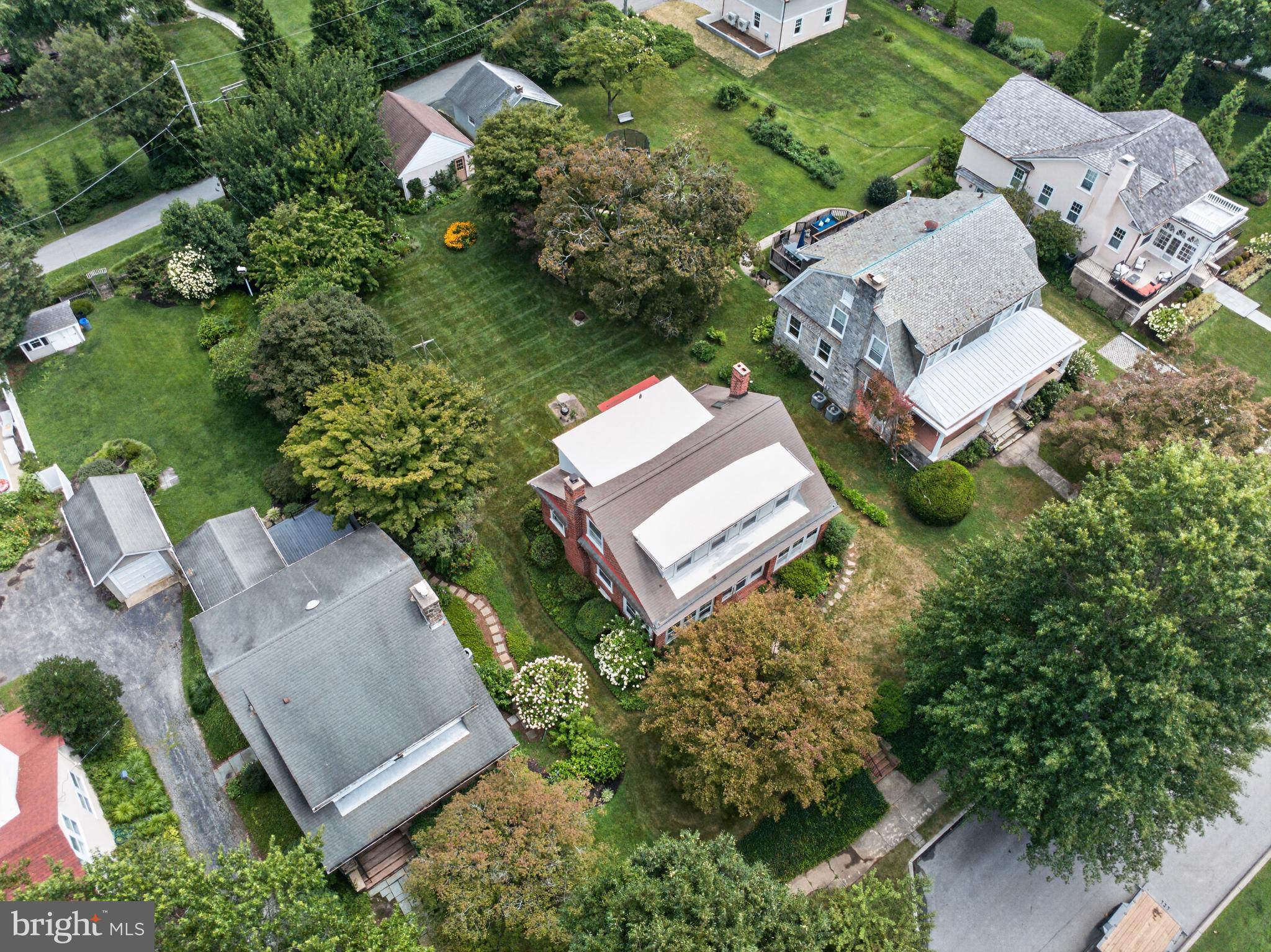729 N WALNUT STREET