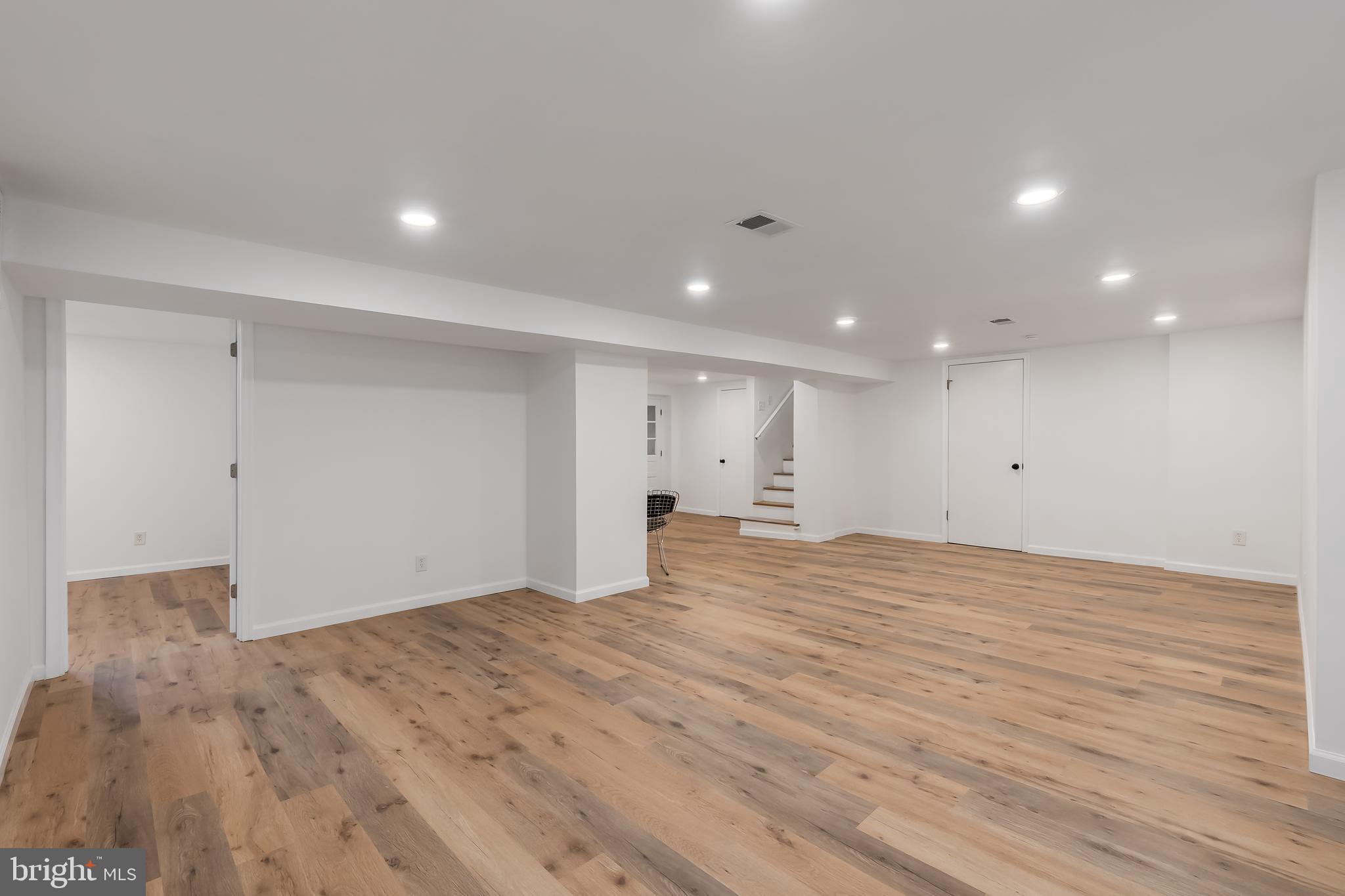 DAMASCUS OUTSIDE - Residential