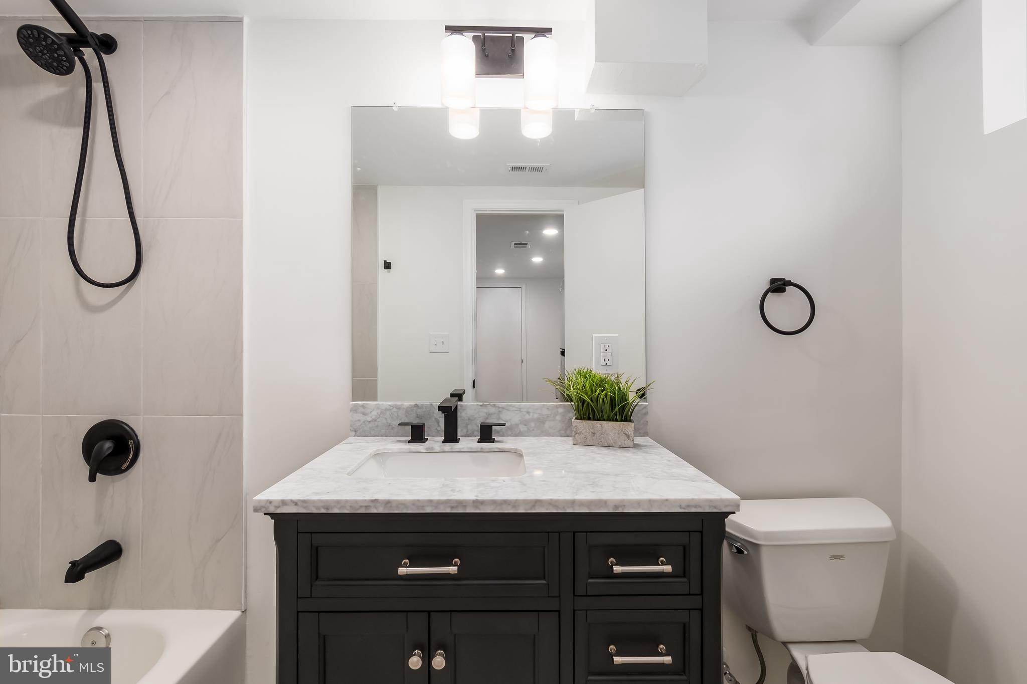 DAMASCUS OUTSIDE - Residential