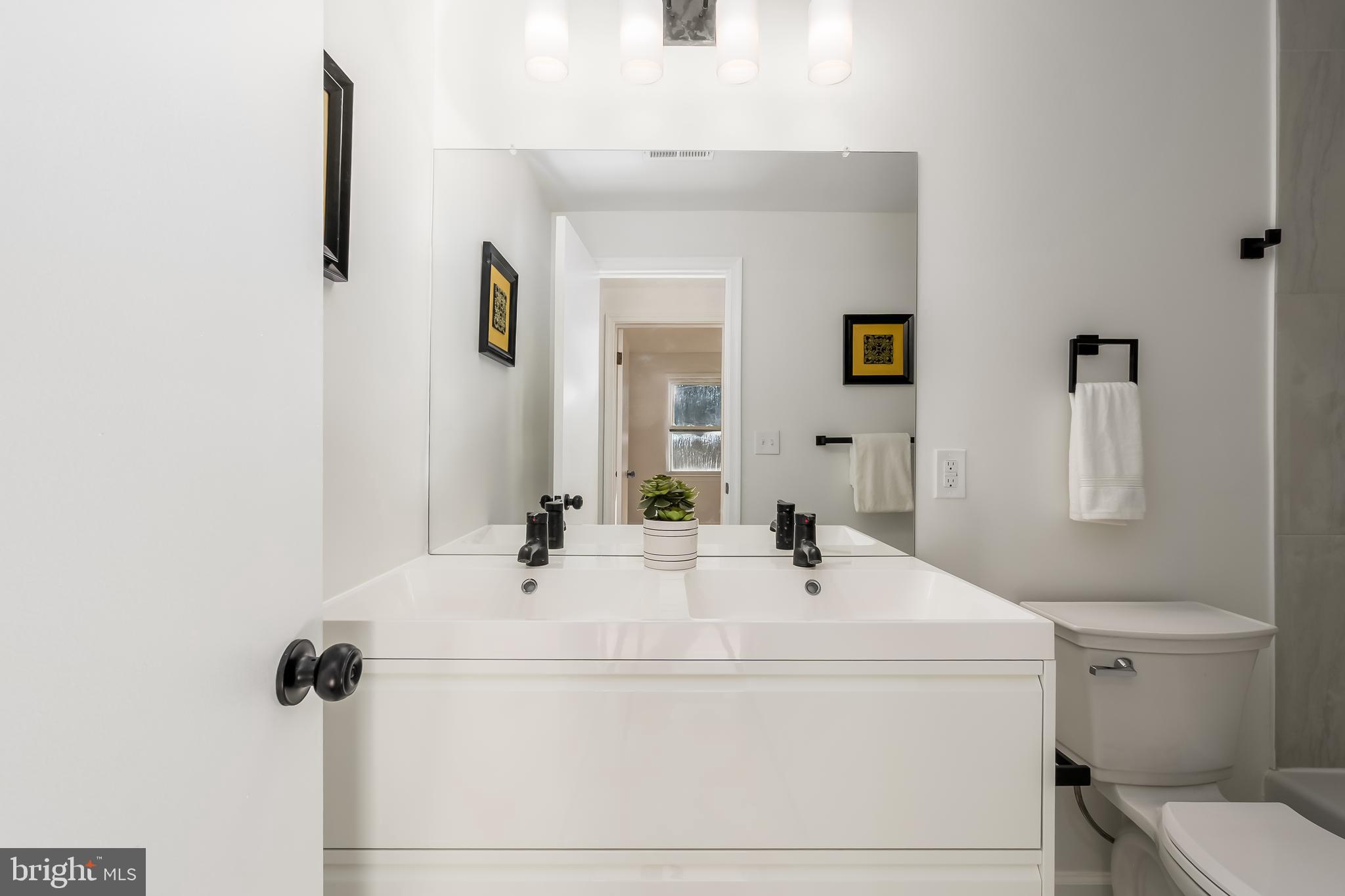 DAMASCUS OUTSIDE - Residential