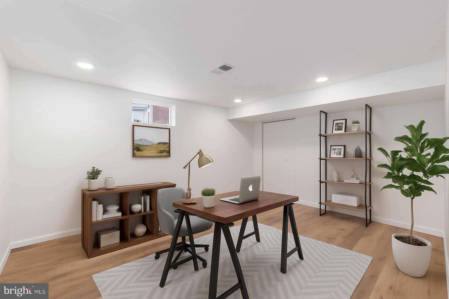 DAMASCUS OUTSIDE - Residential