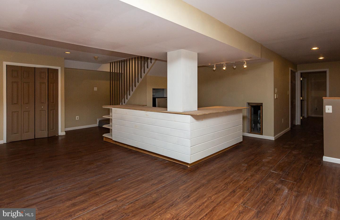 BRYN MAWR - Residential