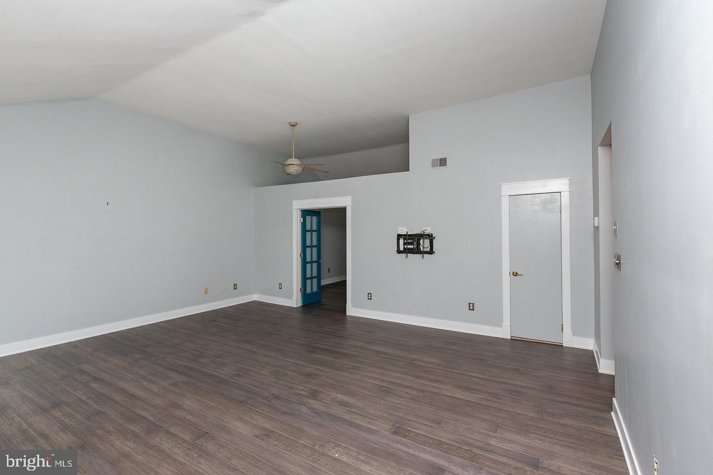 BRYN MAWR - Residential