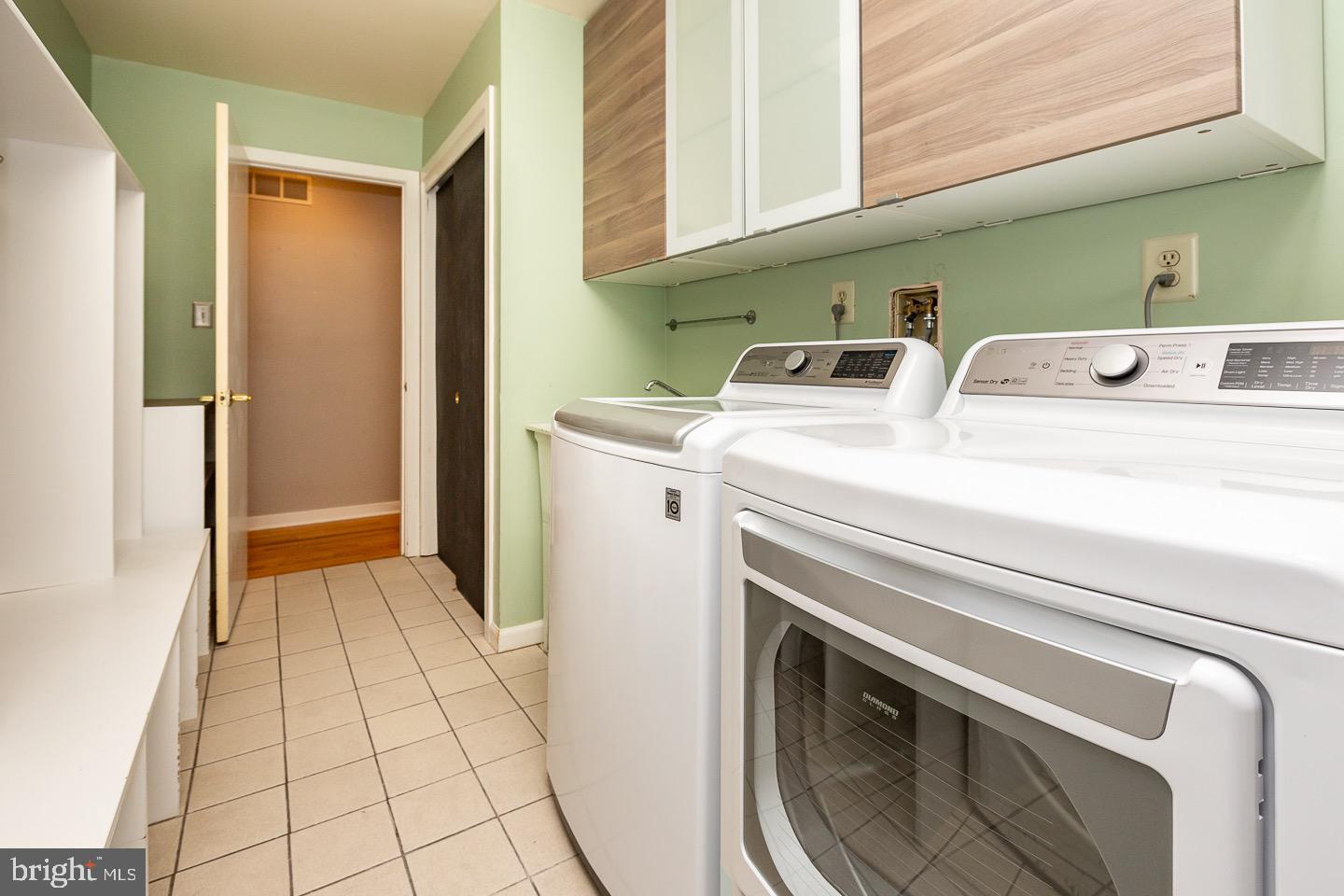 BRYN MAWR - Residential