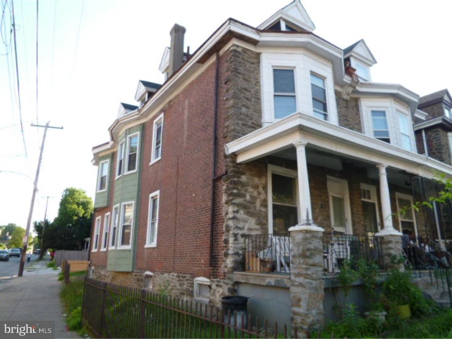 Porch front end of row 5  bedroom house with 3 fulls Baths  that is in good condition. off All offers will be presented, $2,500 certified deposit and proof of funds will be required. AS IS Addendum and buyer will be responsible for u/o.  Recommend to use assurance abstract for tile This is an . Property will not be cleaned out. Cash, 203K or hard money financing only. All offers will be presented