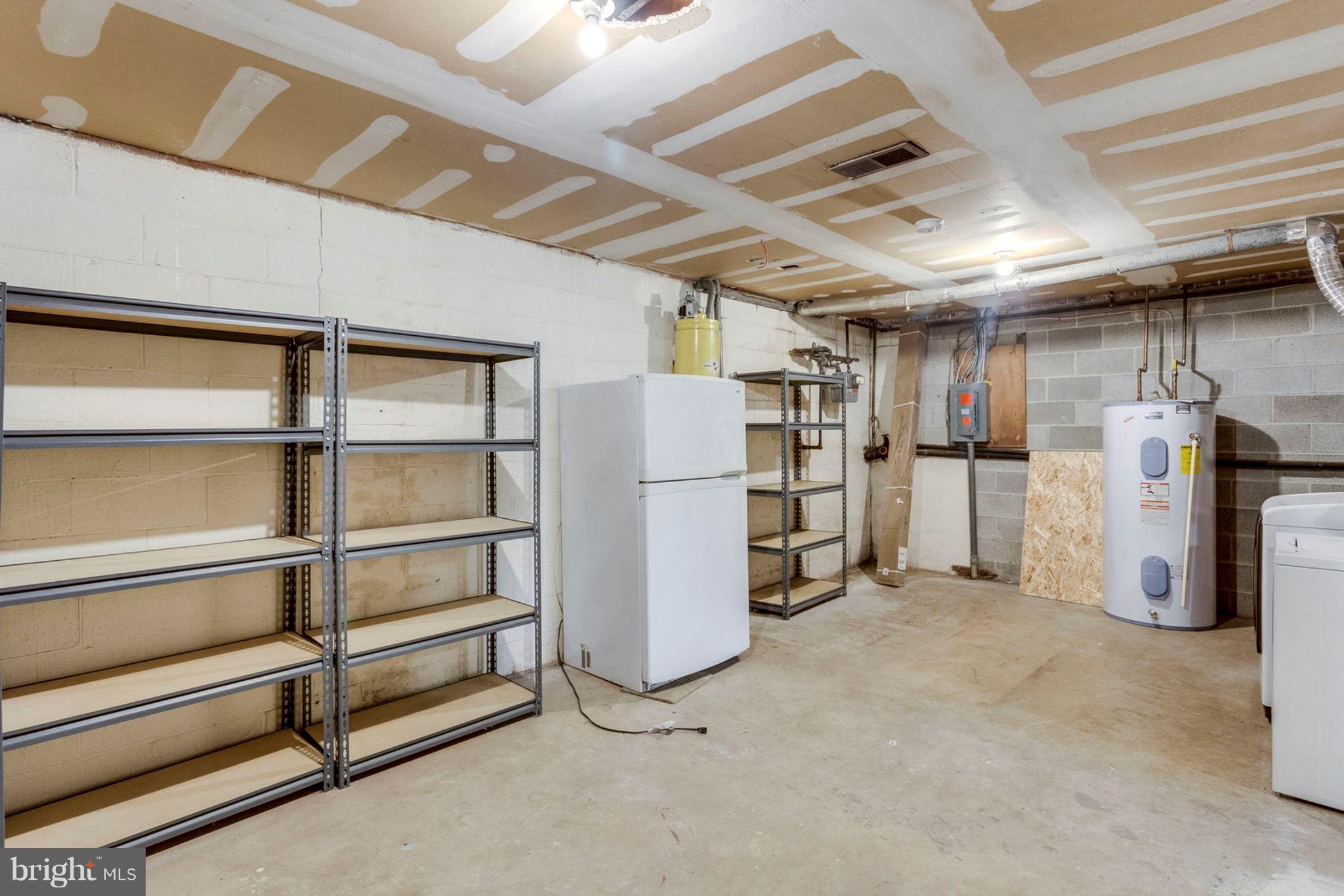 RESTON - Residential