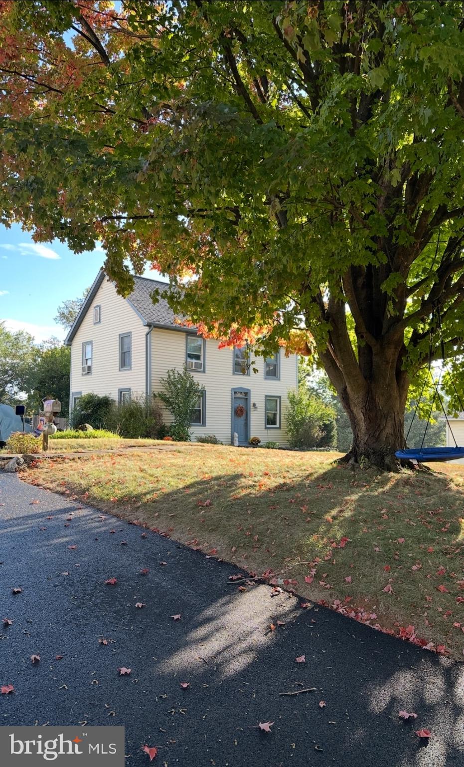 HALFWAY - Residential