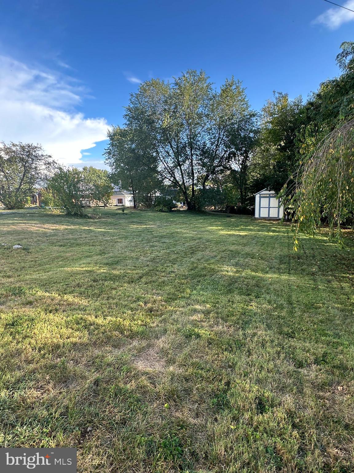 HALFWAY - Residential