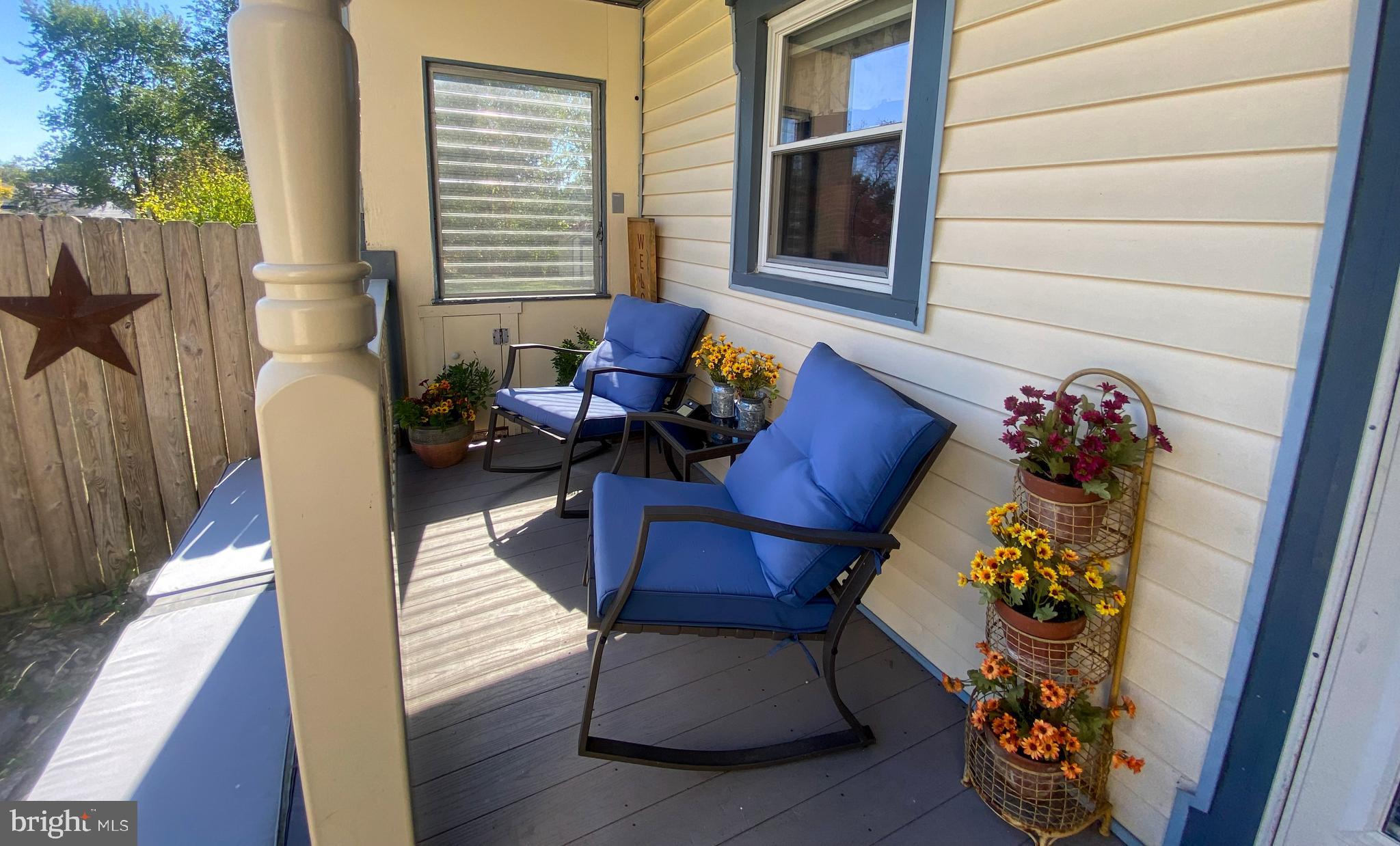 HALFWAY - Residential