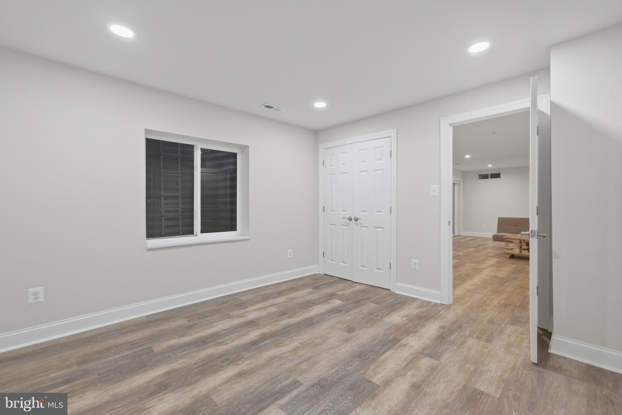 BENSVILLE CROSSING - Residential