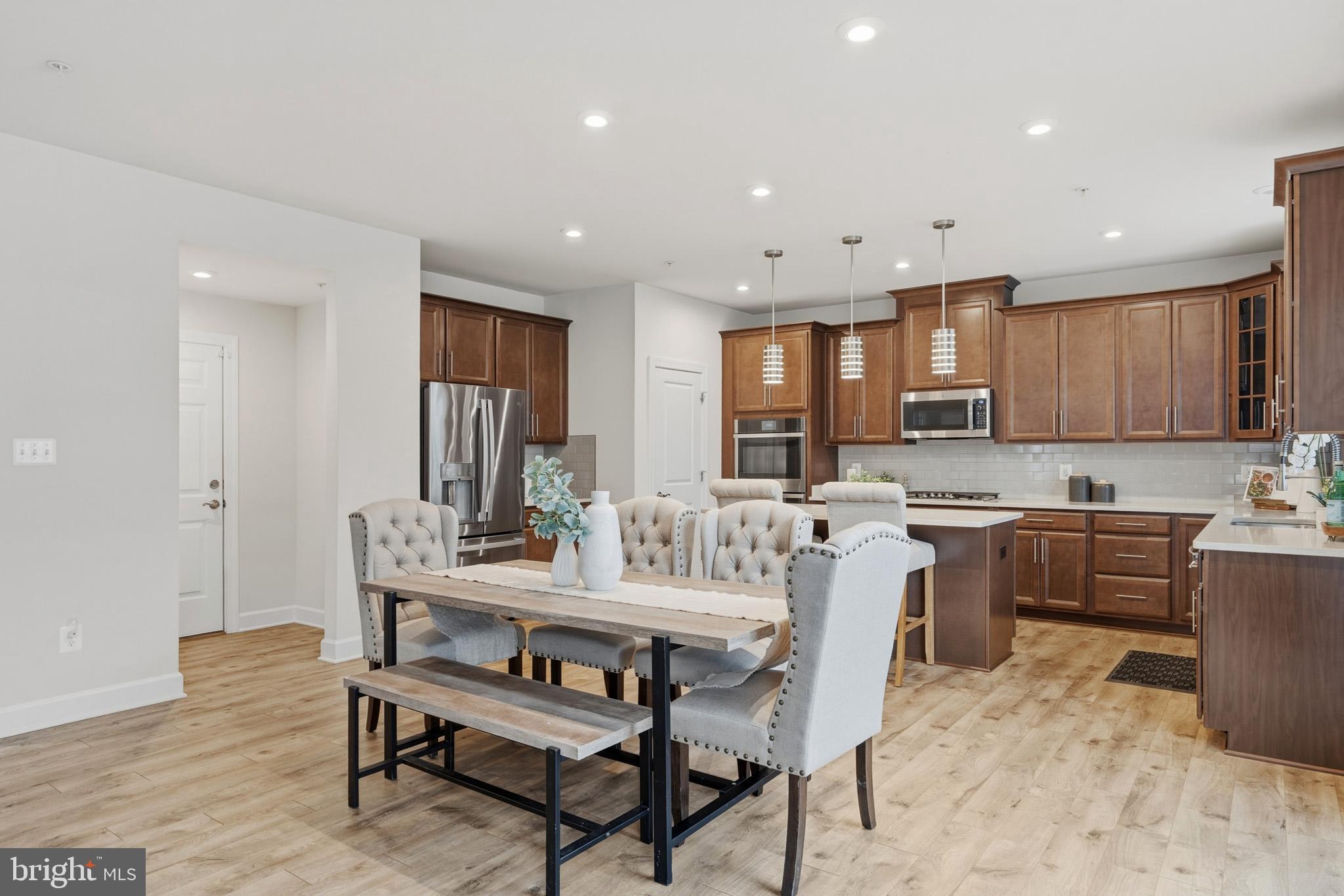 BENSVILLE CROSSING - Residential