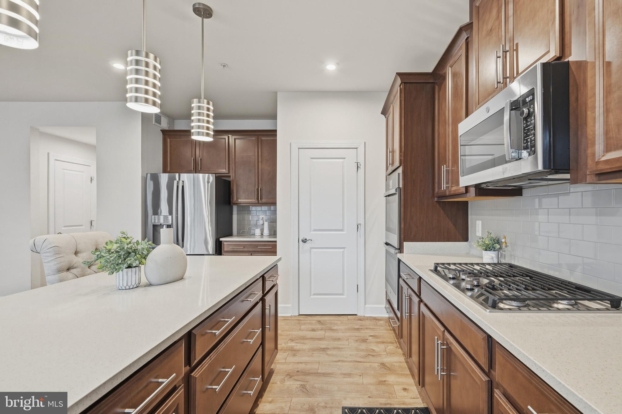 BENSVILLE CROSSING - Residential