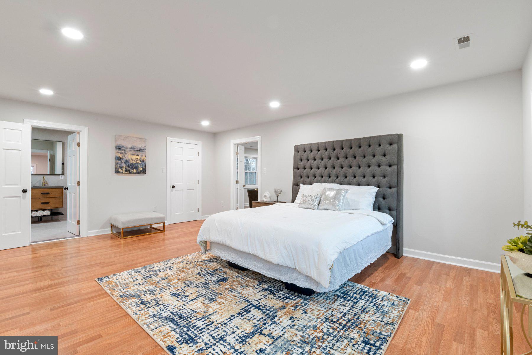 POSSUM HOLLOW FARM - Residential