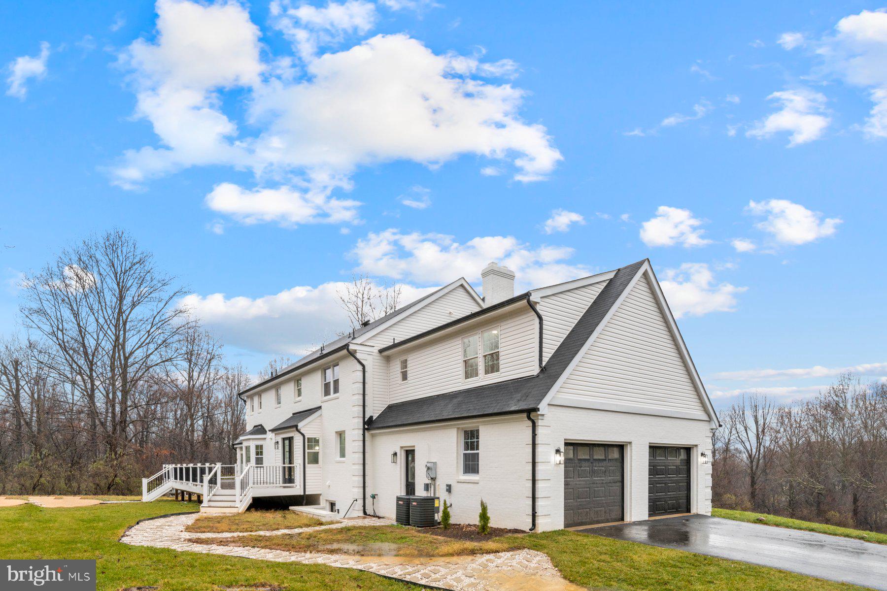 POSSUM HOLLOW FARM - Residential