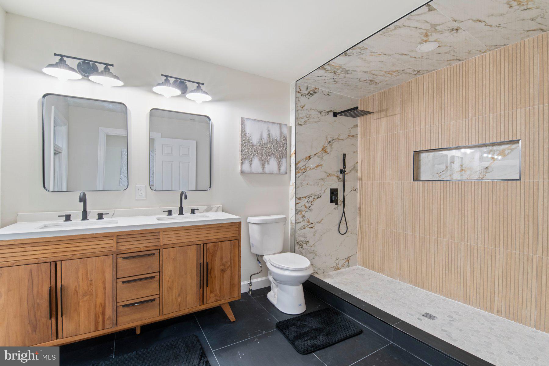 POSSUM HOLLOW FARM - Residential