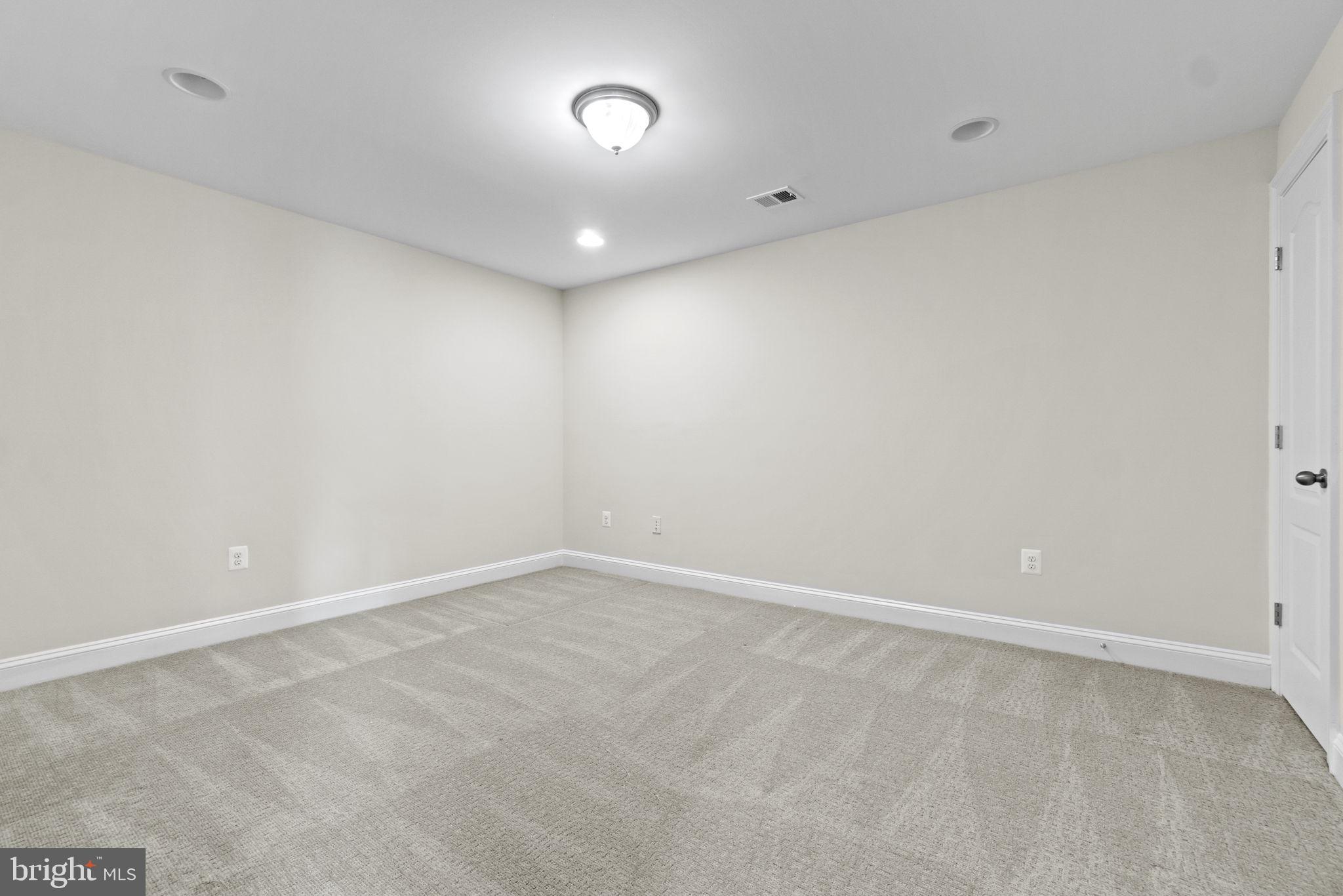 EMBREY MILL - Residential