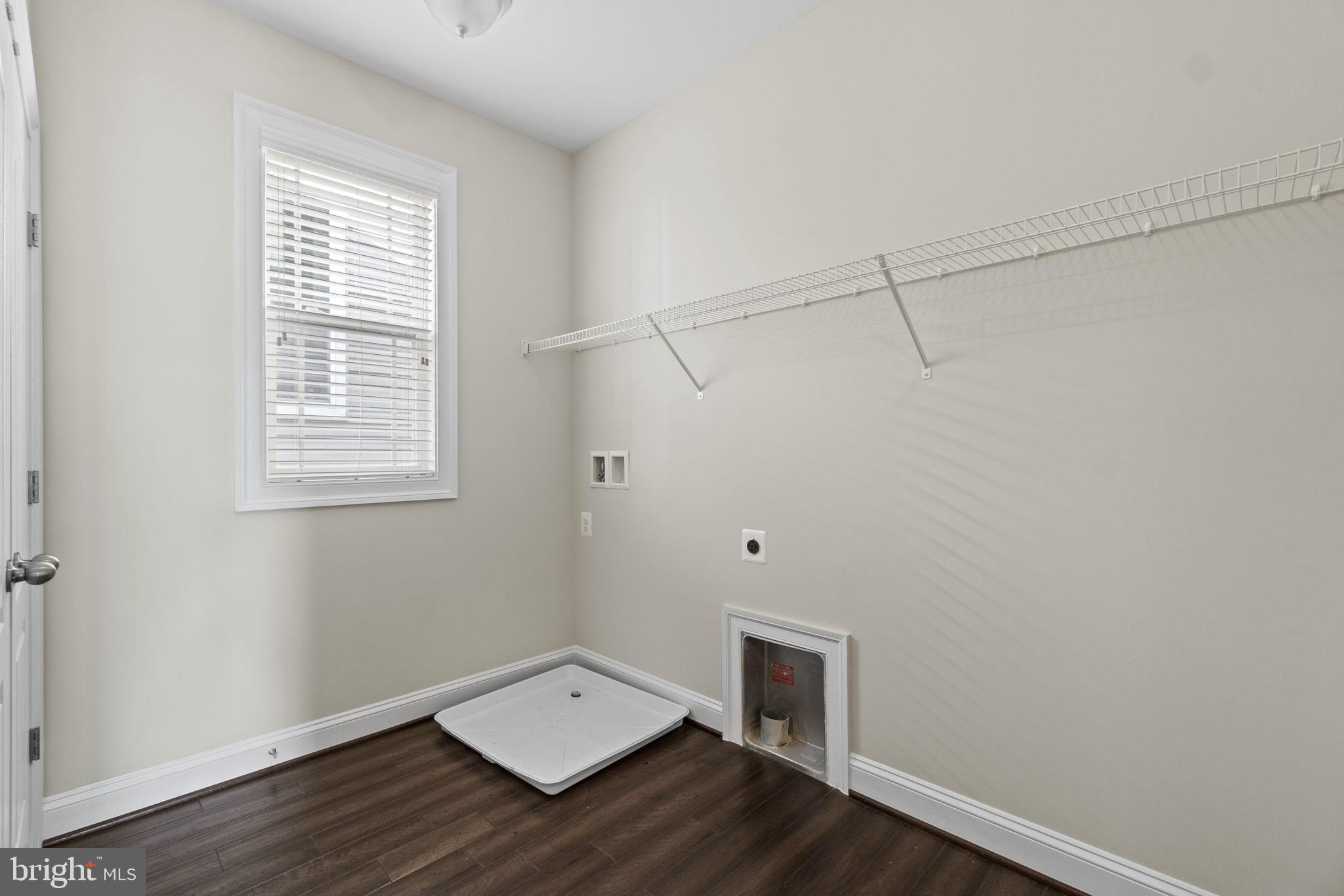 EMBREY MILL - Residential