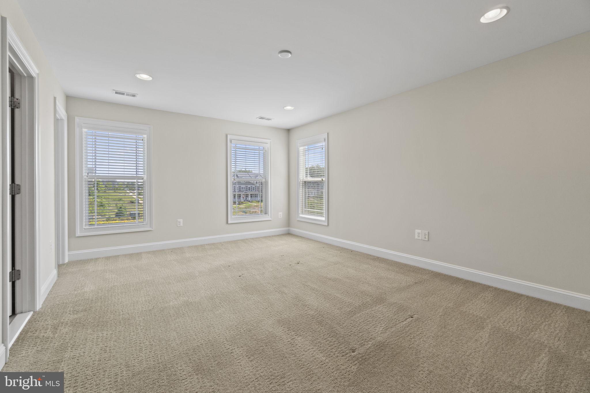 EMBREY MILL - Residential