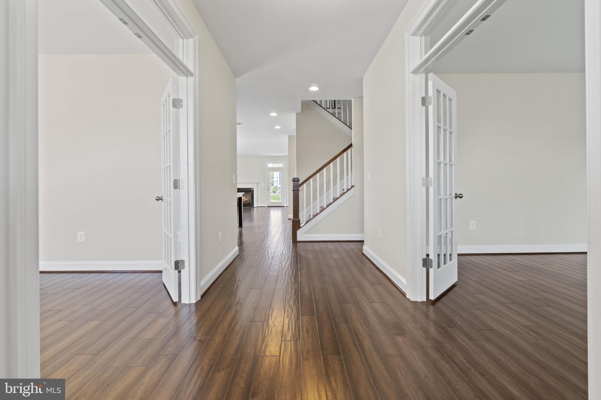 EMBREY MILL - Residential