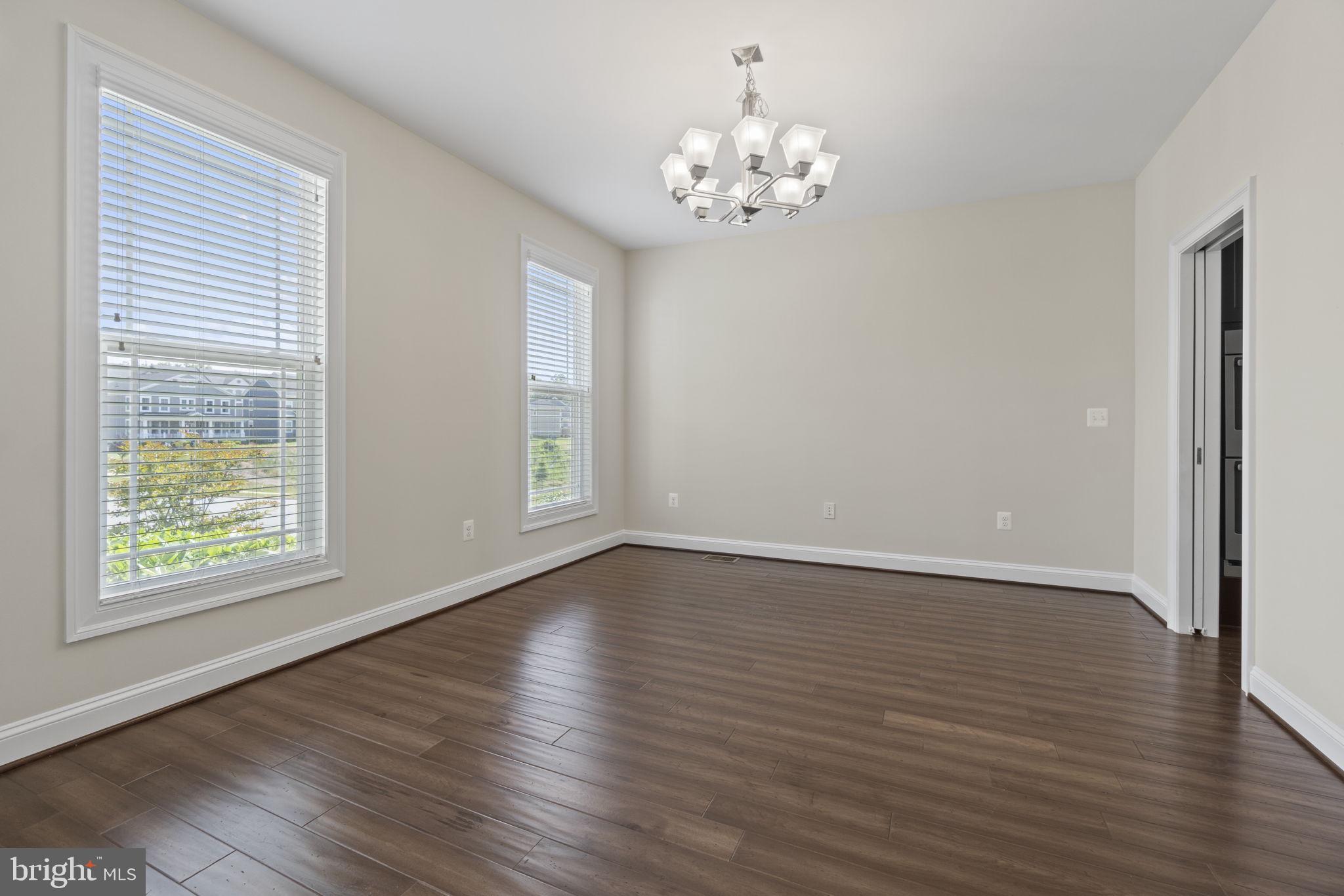 EMBREY MILL - Residential