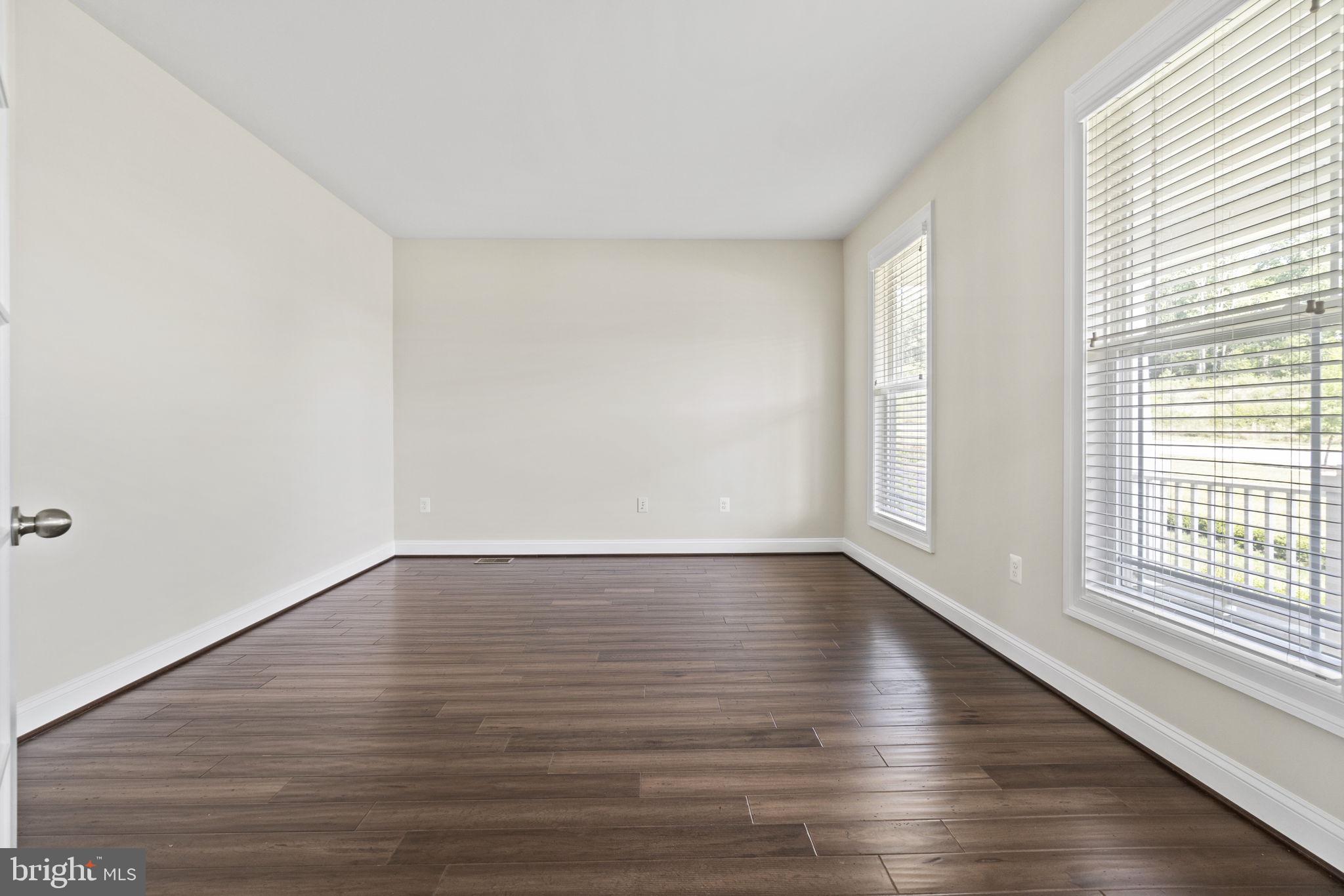 EMBREY MILL - Residential