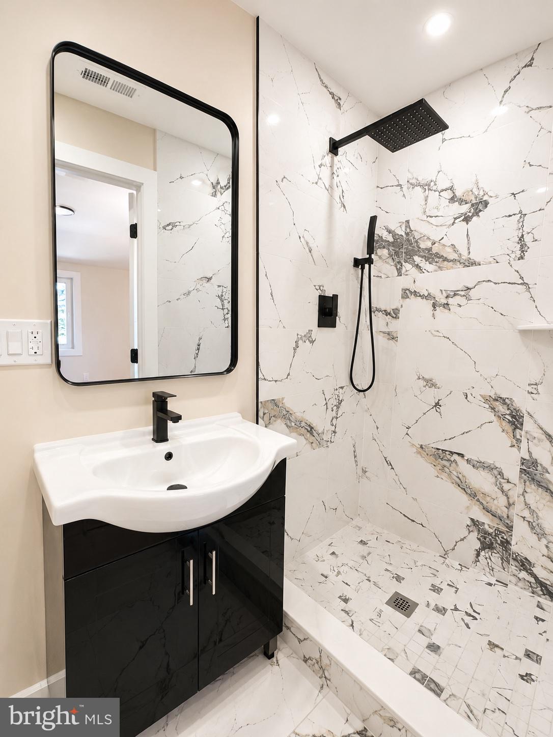 ALBIDALE - Residential