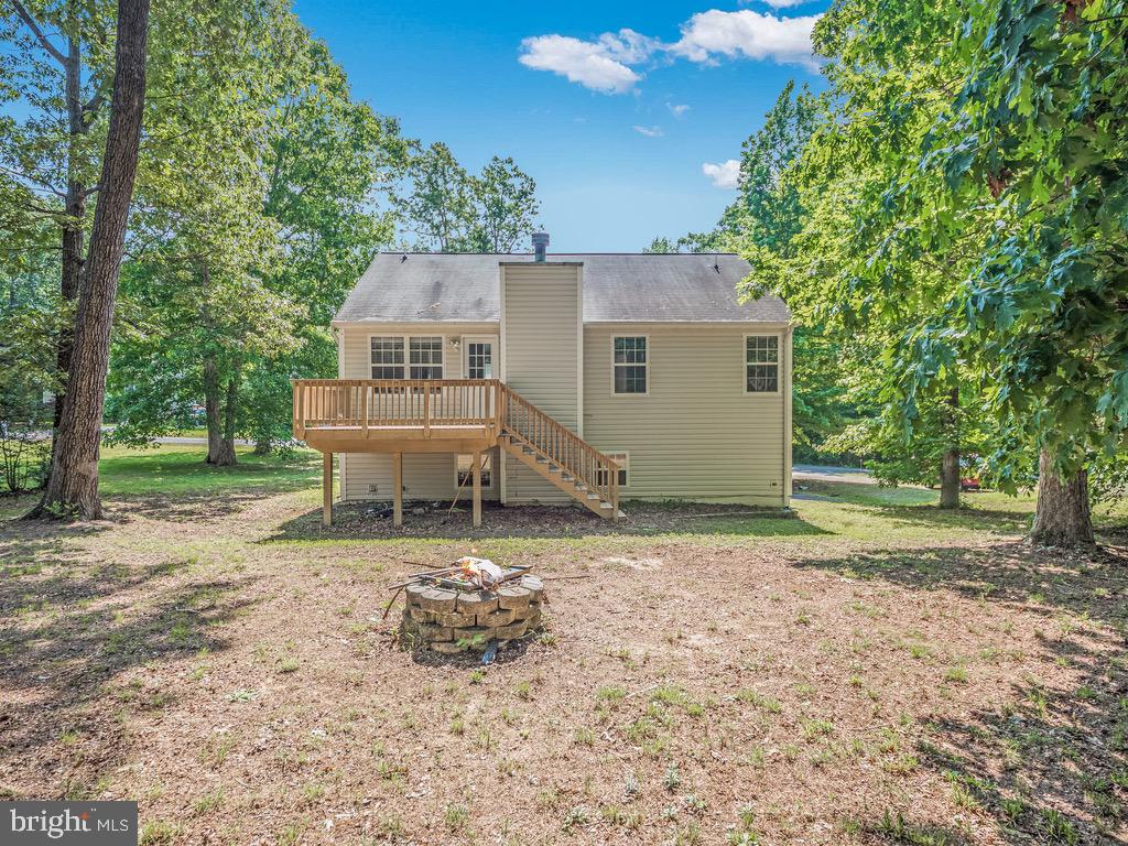 LAKE LAND - Residential