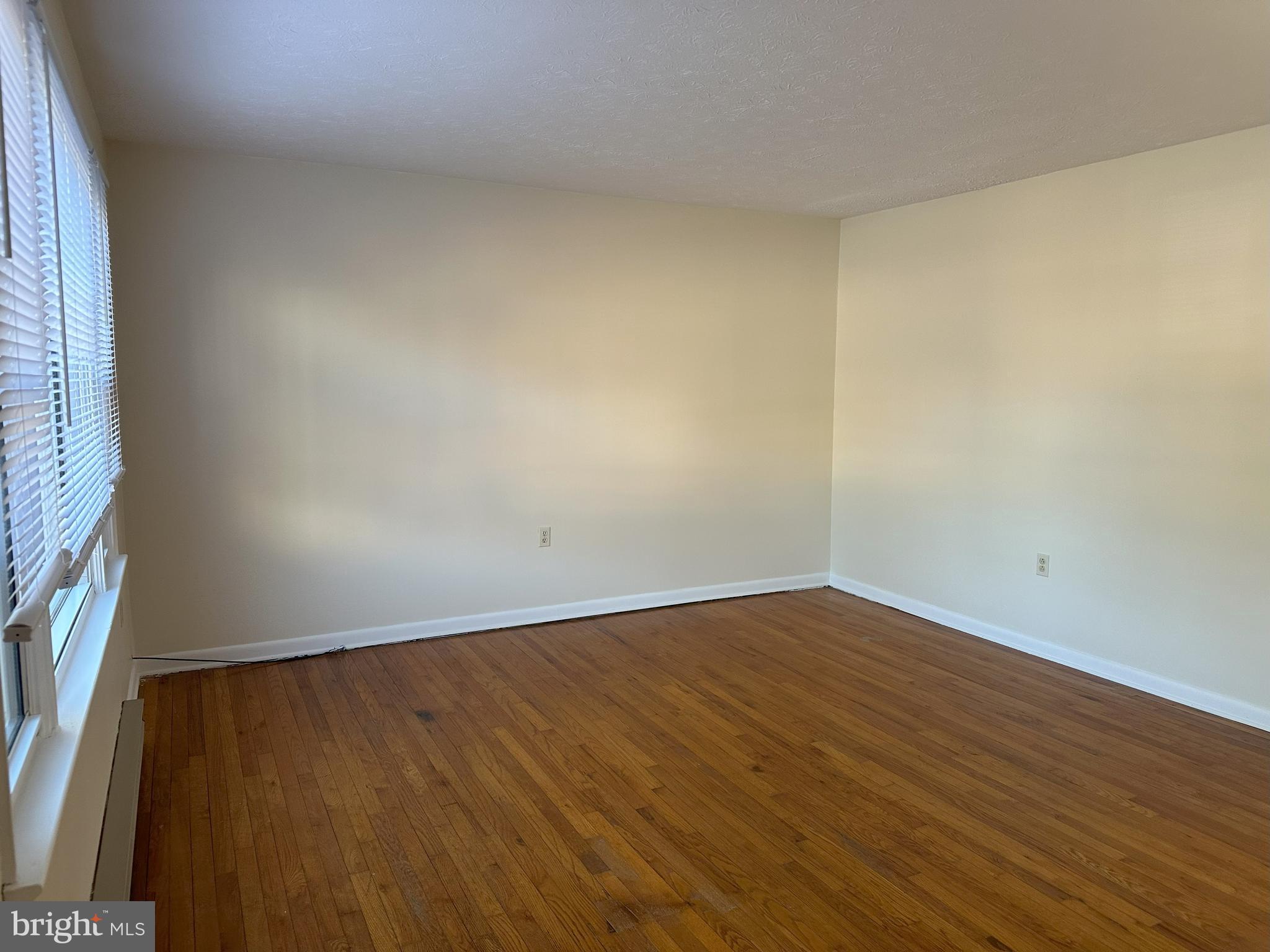 FREDERICKTOWNE TOWNHOUSE - Residential Lease