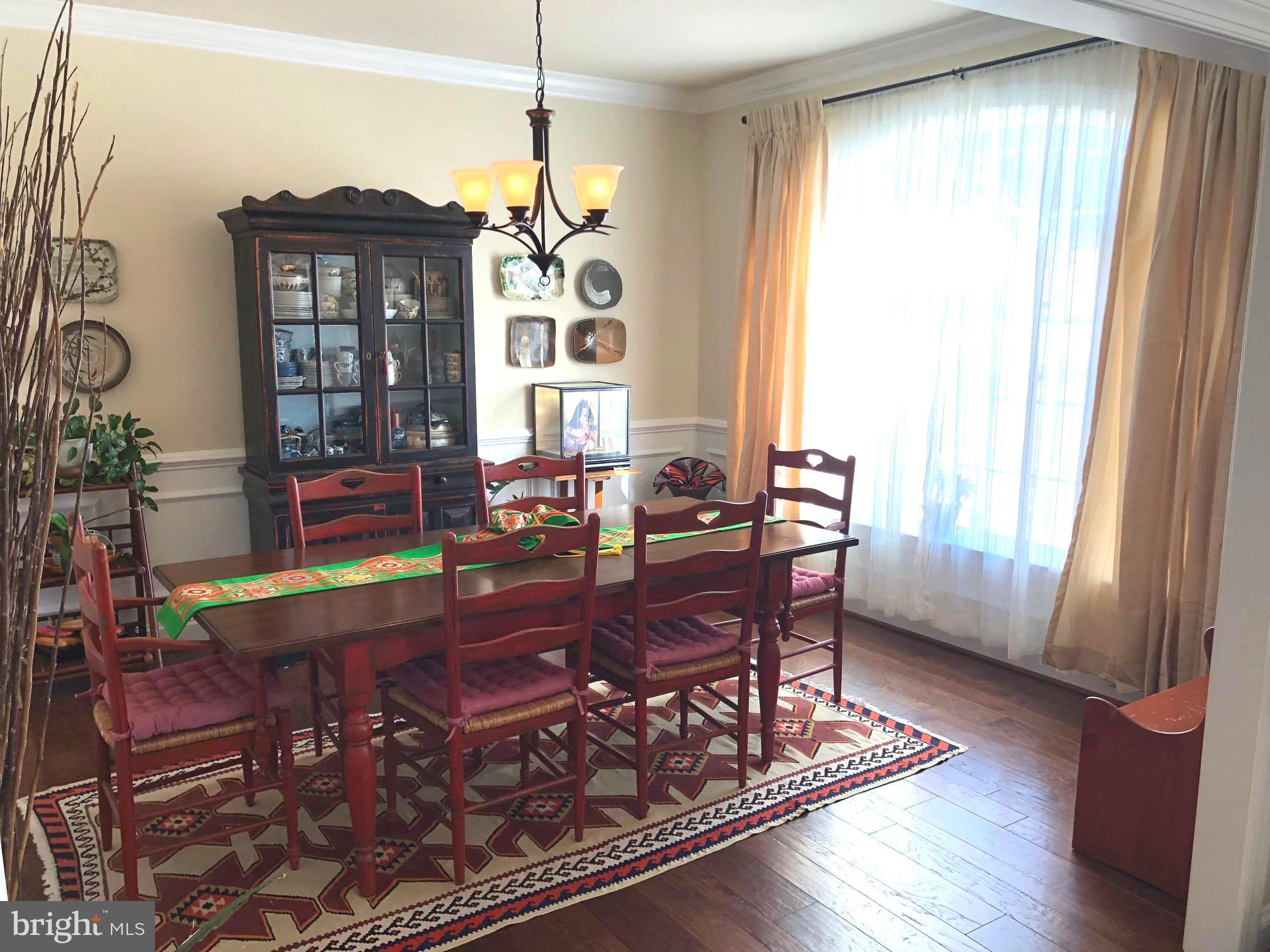 OAKLAND HALL - Residential